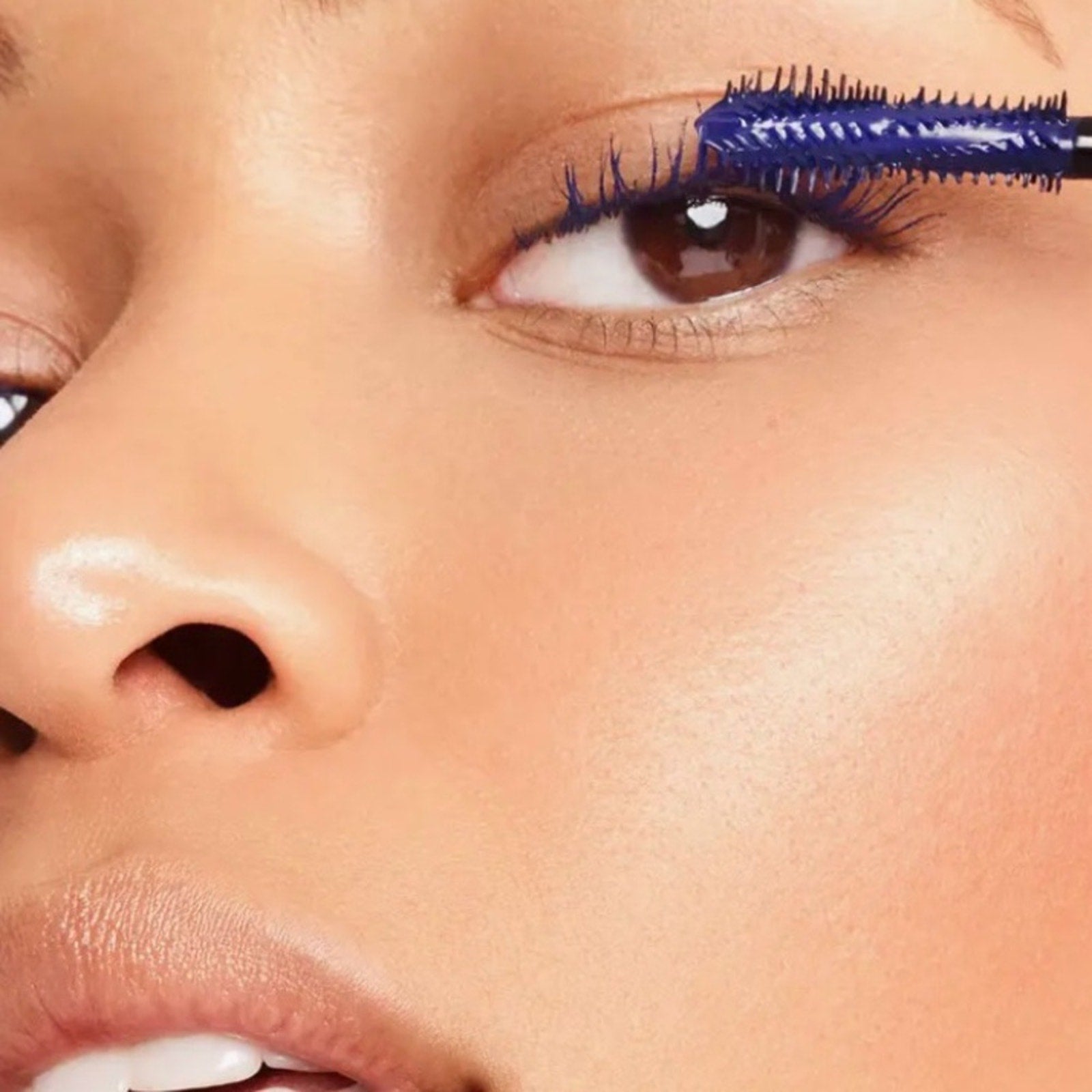 BOSSY Sapphire Blue Mascara with Minimal ingredients NIB