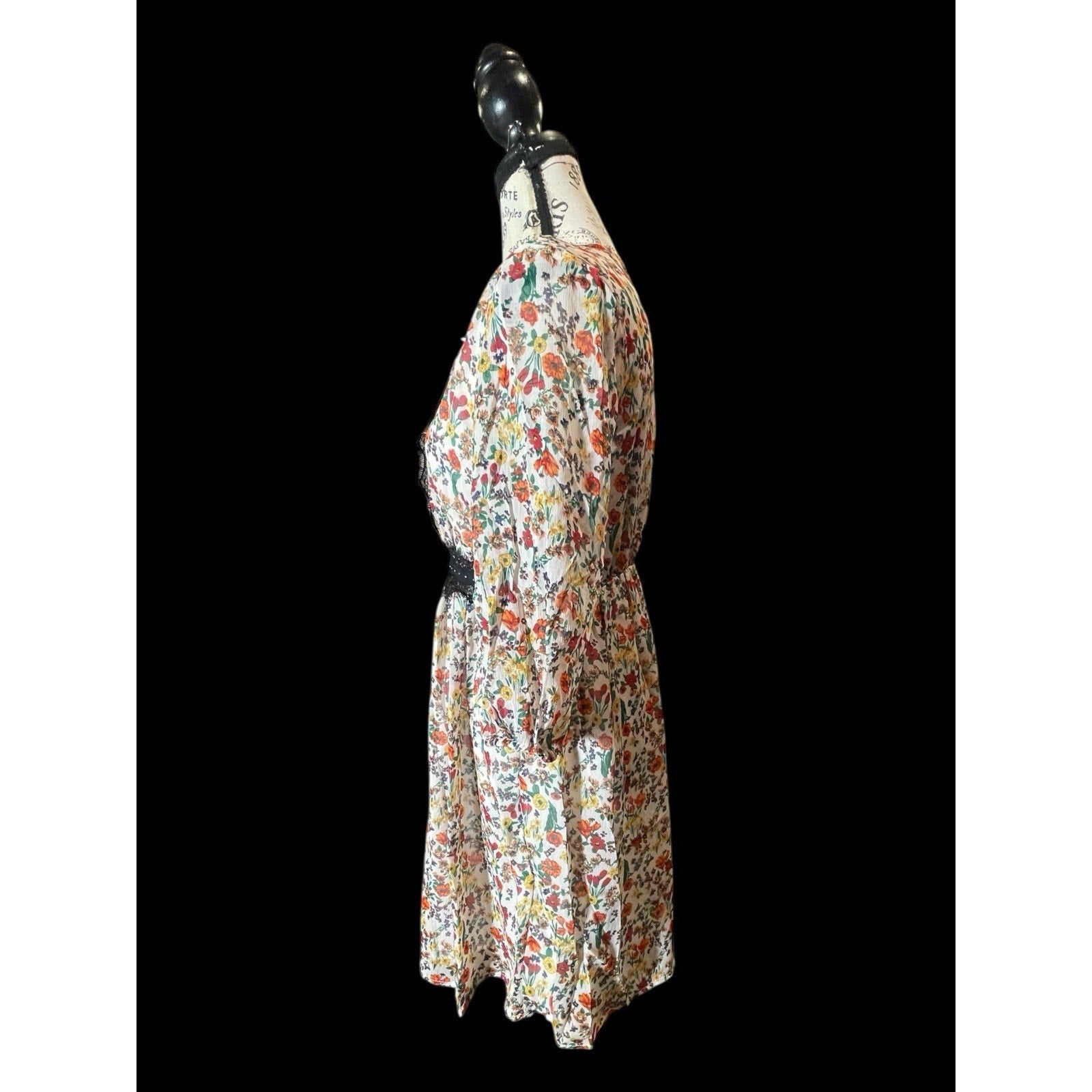 Hayden Floral Print Short Dress Size M NWT