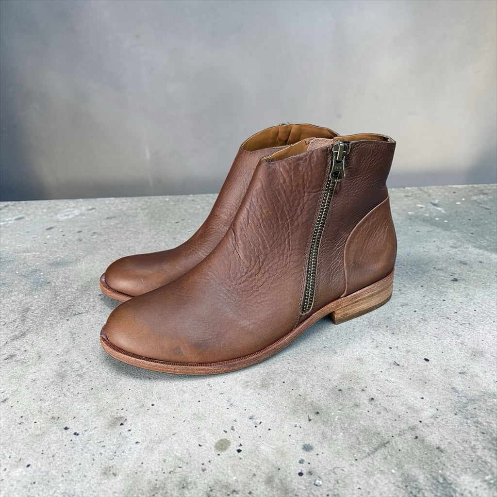 Korke-Ease Brown Leather Ankle Booties Women’s Shoe Size 7.5