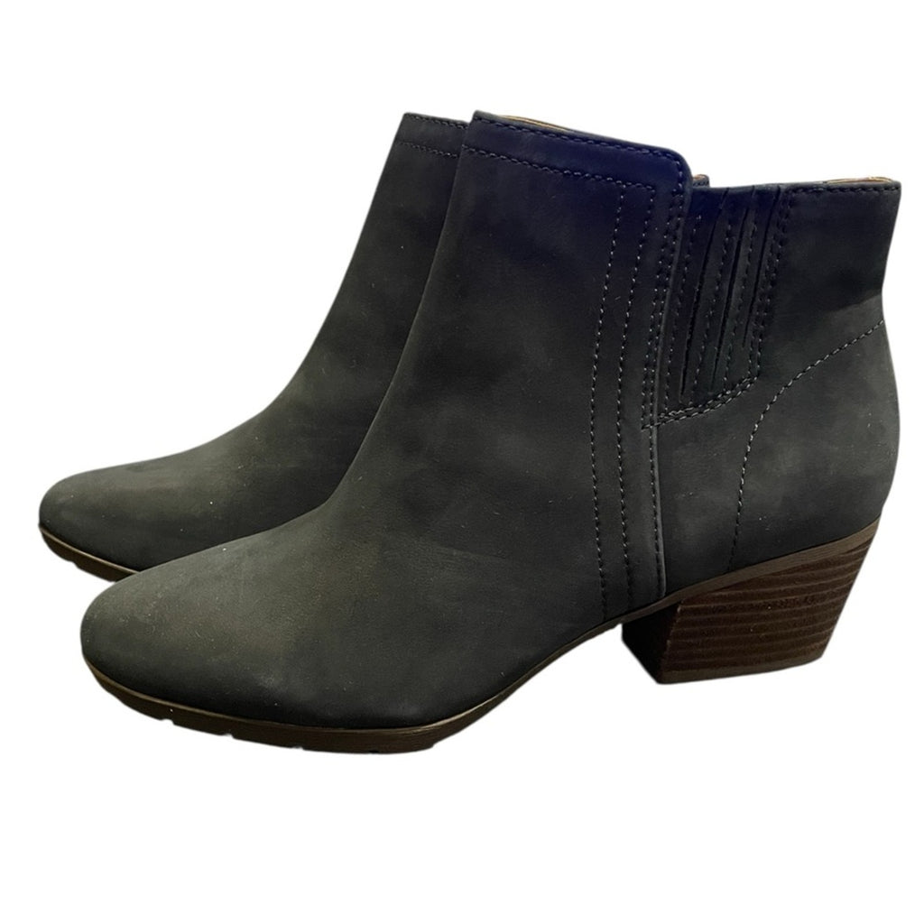 Blondo Women's Navy Blue Ankle Boots NWT Size 8