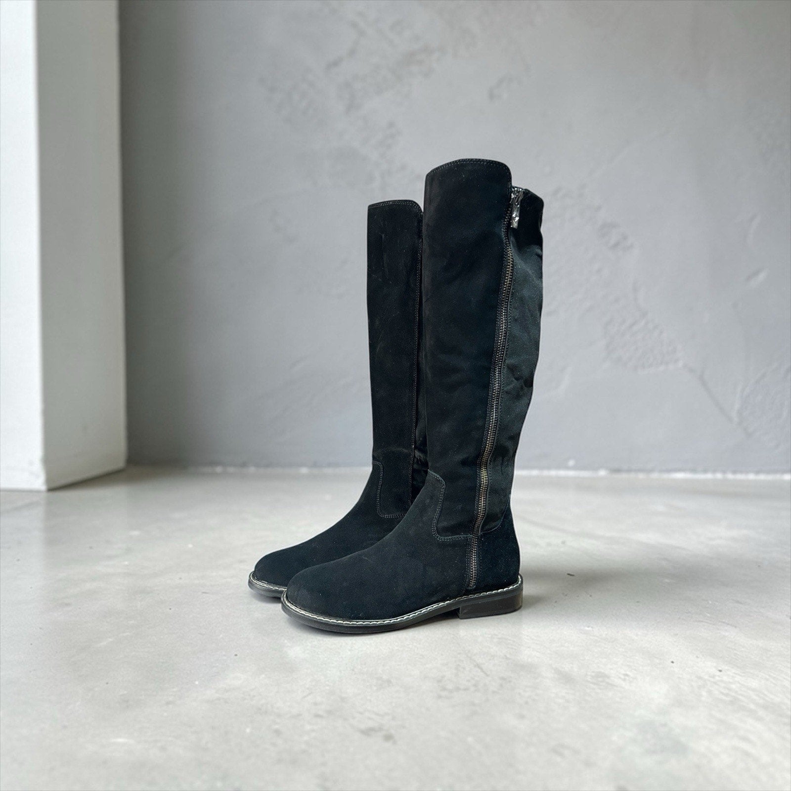 Donald Pliner Isla calf suede knee-high fashion boots in black Size 7 M