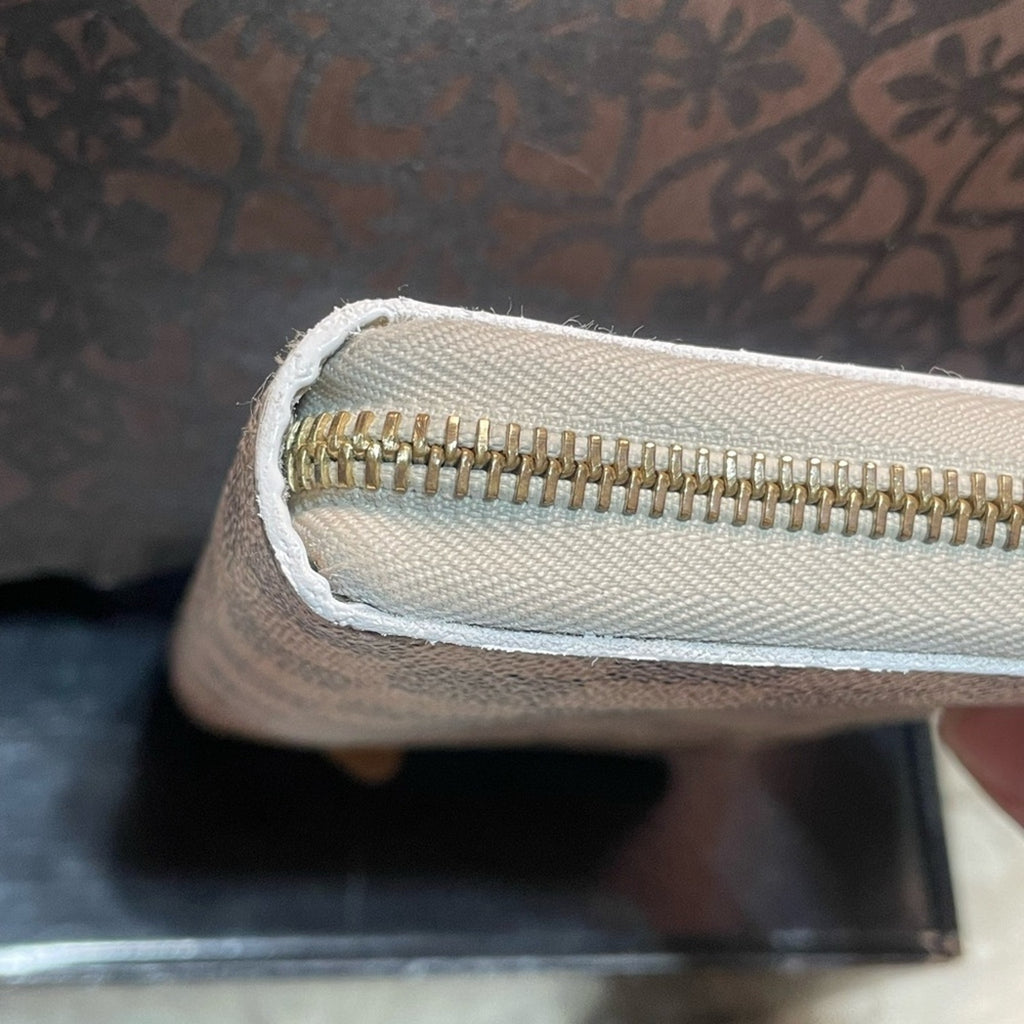 Louis Vuitton Azure large Organizer Wallet Full zip. Comes with a COA