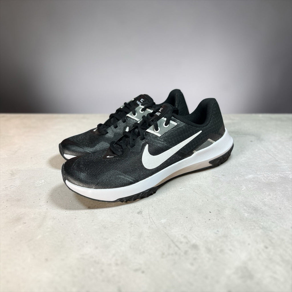Nike Varsity Compete TR 3 Men’s Sneaker Size 6.5 New No Box