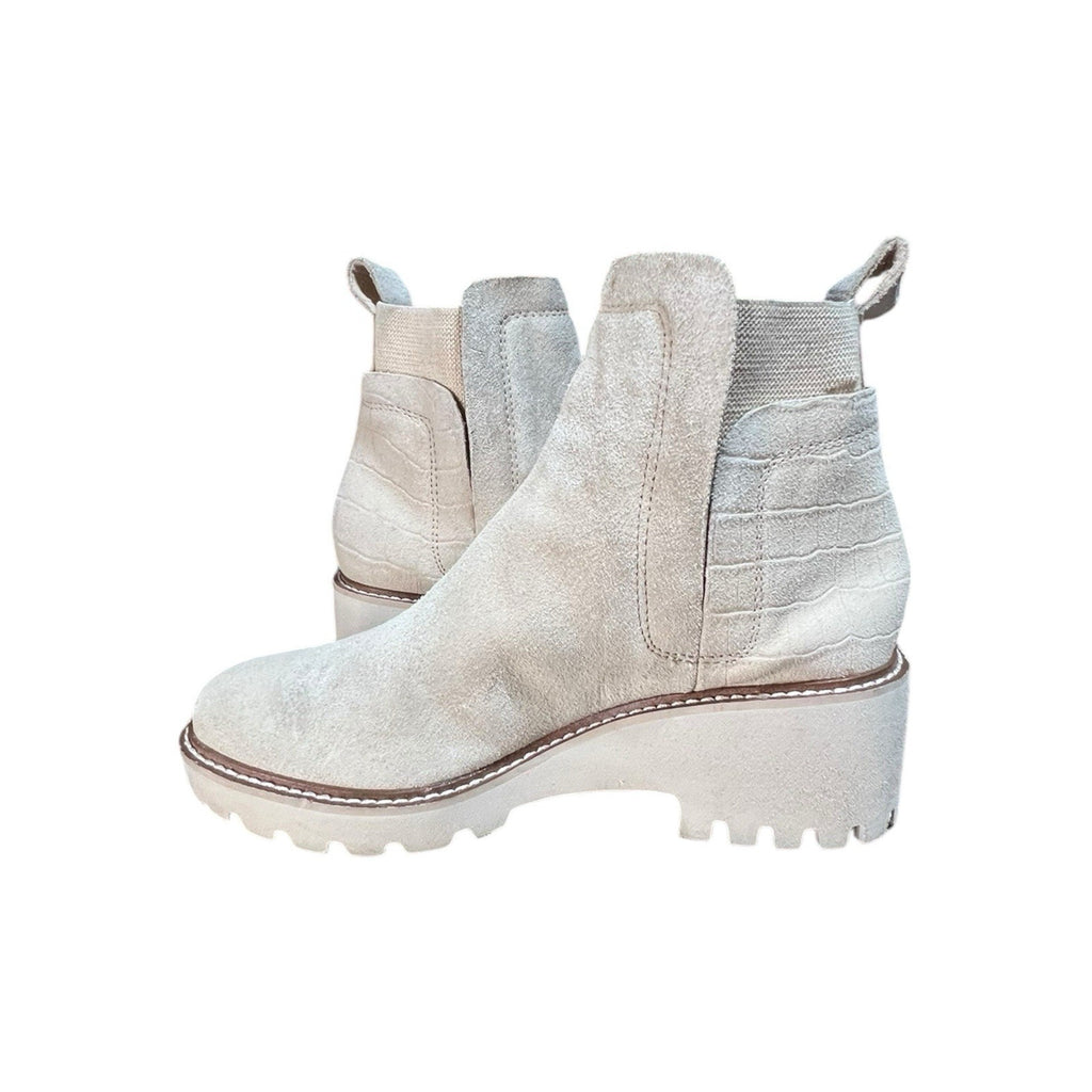 Dolce Vita Huey H2O Chelsea boots Suede Women’s Size 9