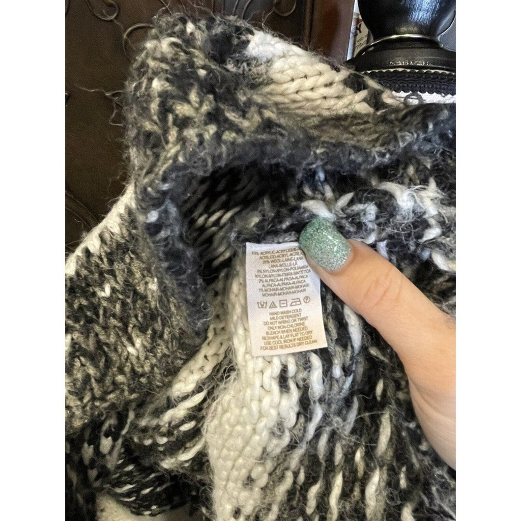 Free People Wool and Alpaca Blend‎ Cropped Knit Sweater Women's Size M