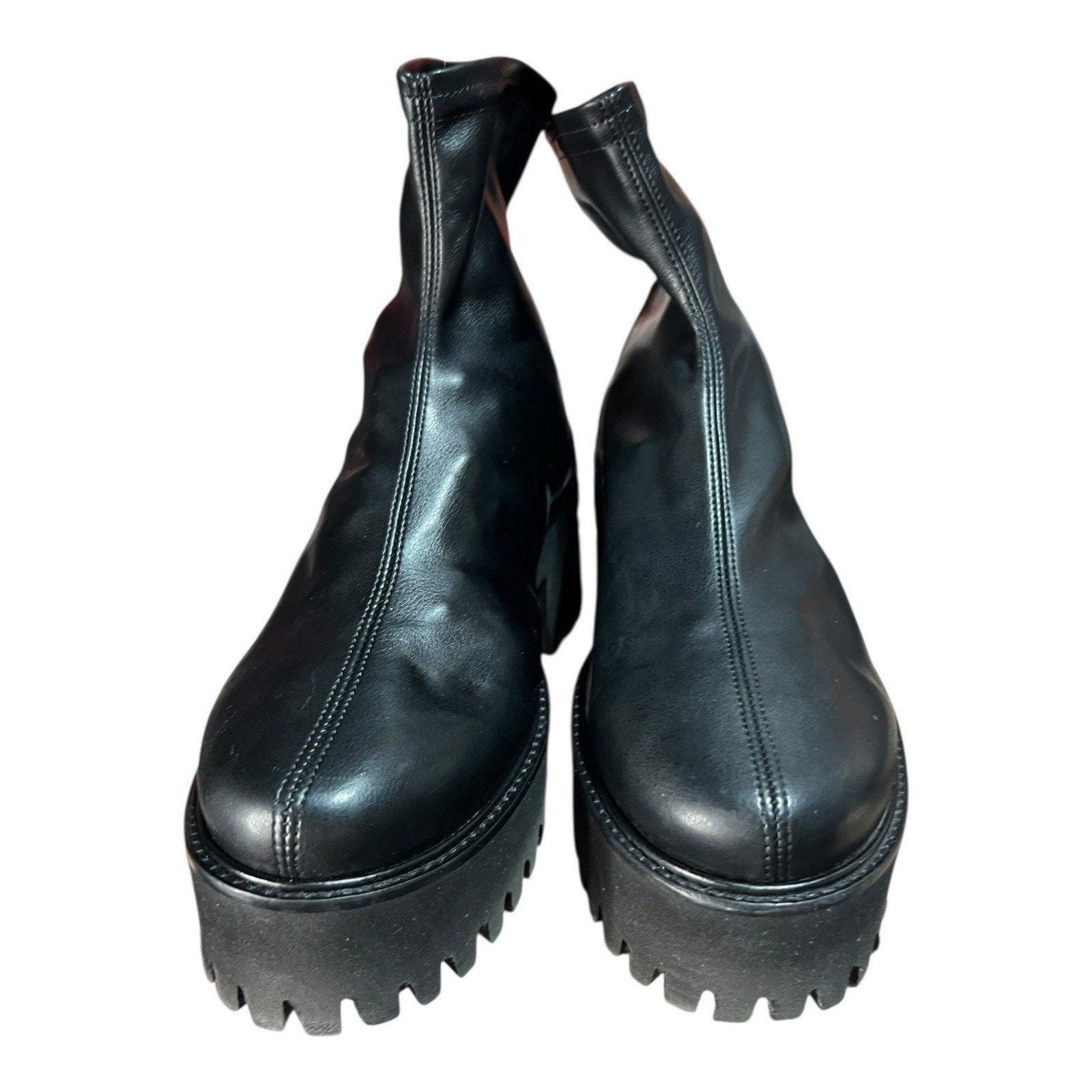 Frame Le Croyden style, featuring a leather upper and a chunky lug sole EU 38.5