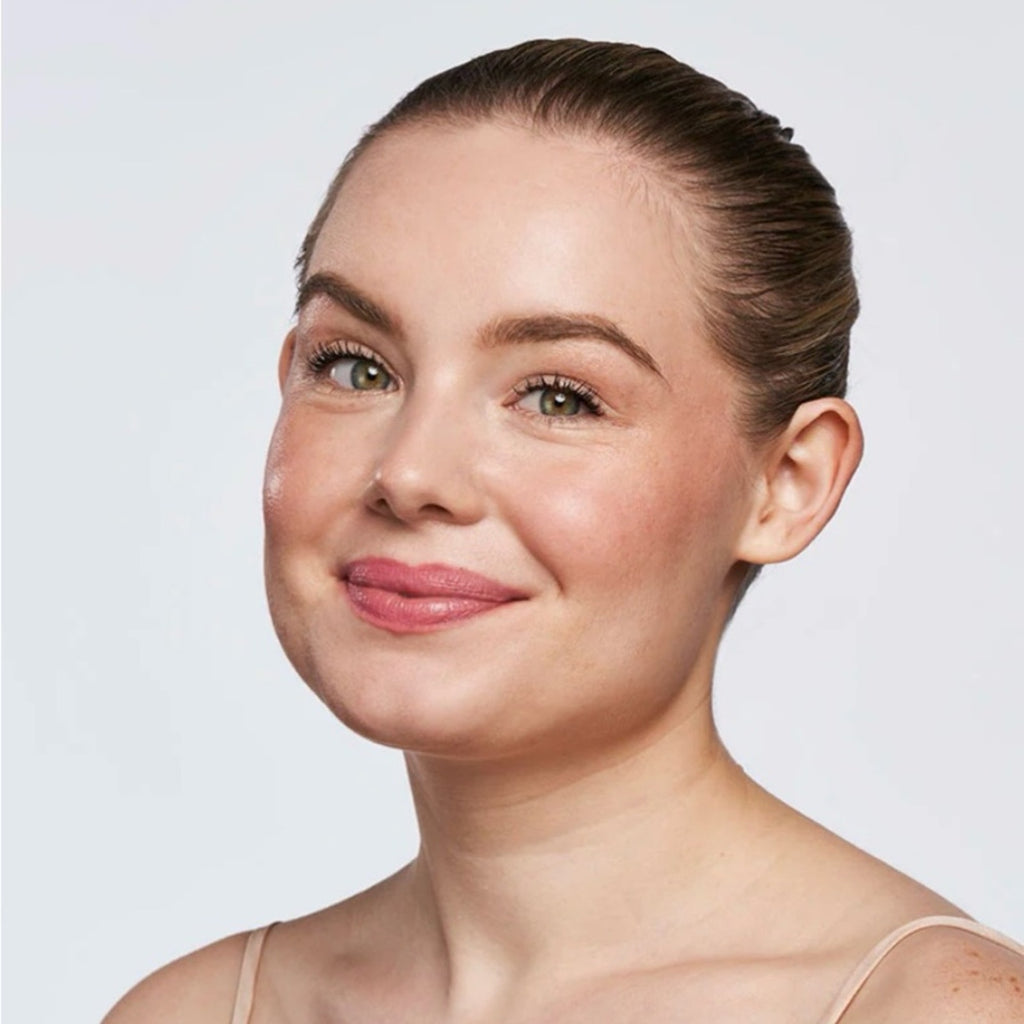 WANDER BEAUTY On-the-Glow Blush and Illuminator petal Pink / Nude Glow