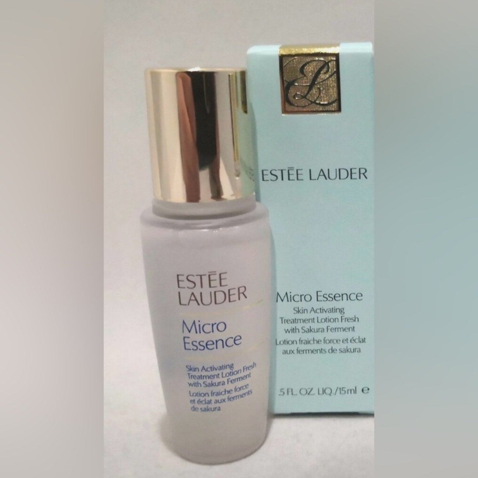 Estée Lauder Micro Essence Travel Size 1oz