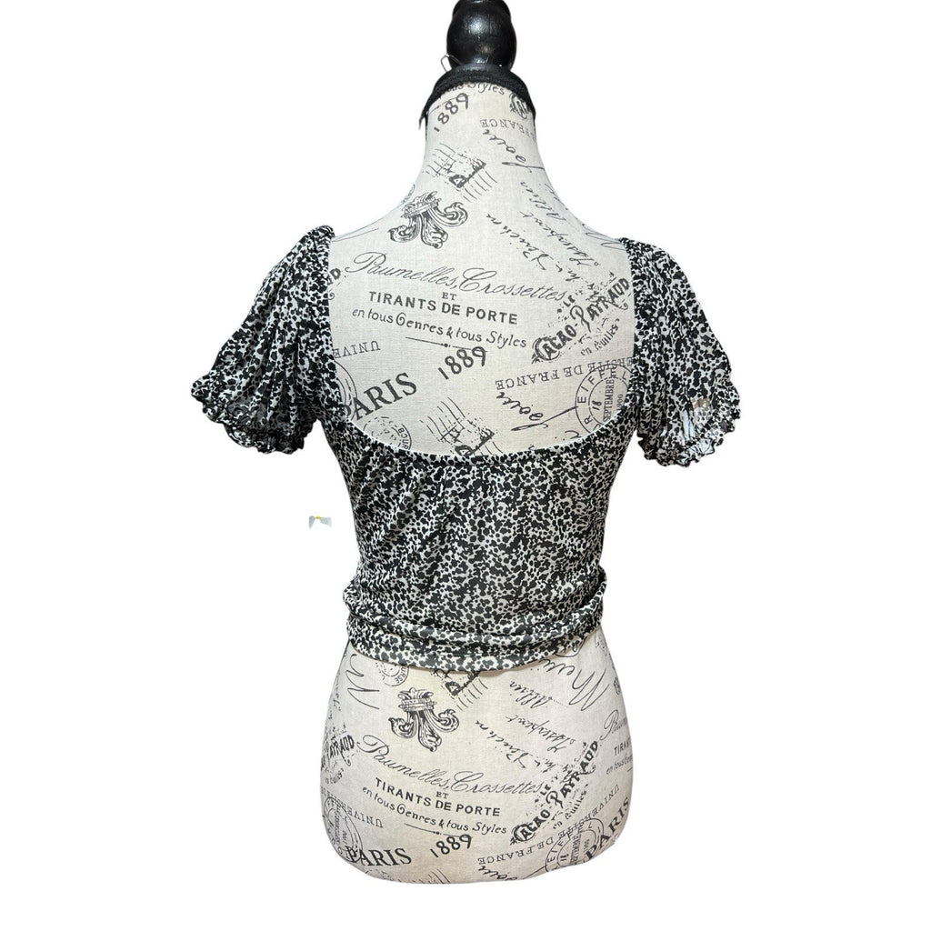 Abound Cropped Top Women’s Shirt Size S NWT