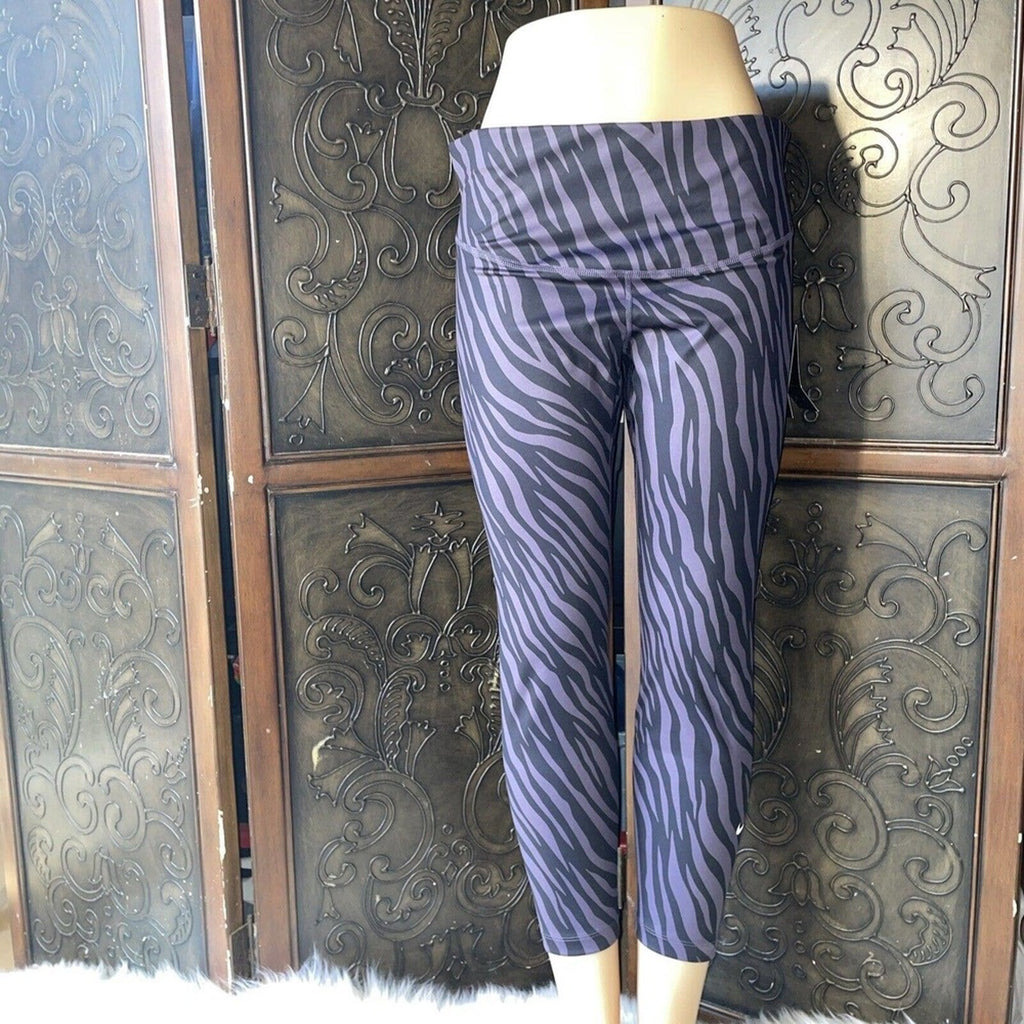 Nike One Tight Fit Purple Zebra Print legging's Women's Size 1X NWT MSRP $60‎