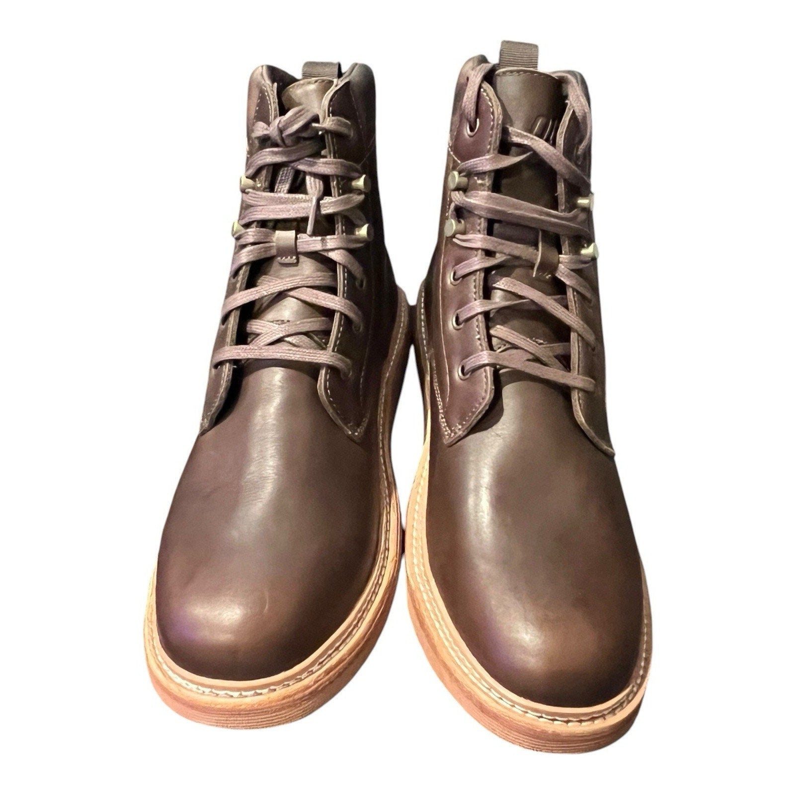OluKai Kilakila men's boots feature dark wood brown leather Boots Size 11.5