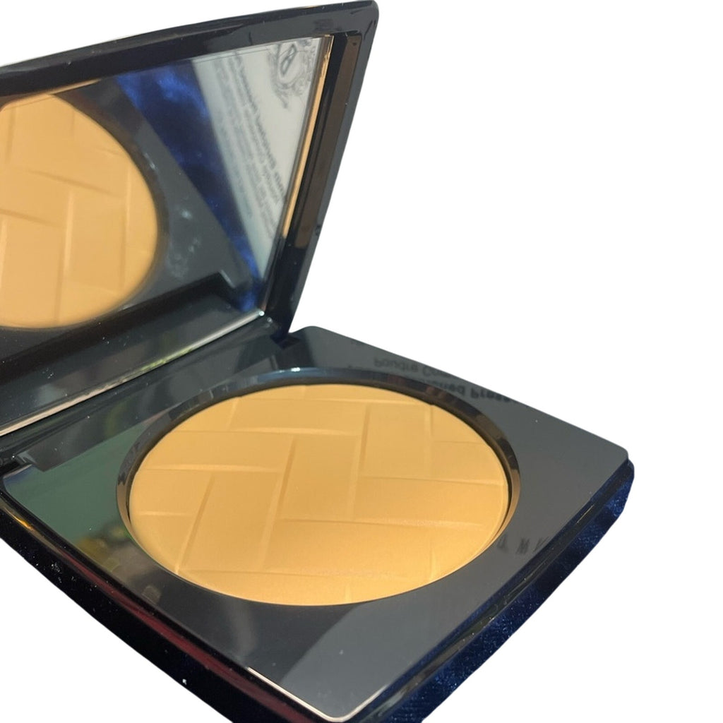 Bobbie Brown Vitamin Enriched Pressed Powder Shade Peach NIB