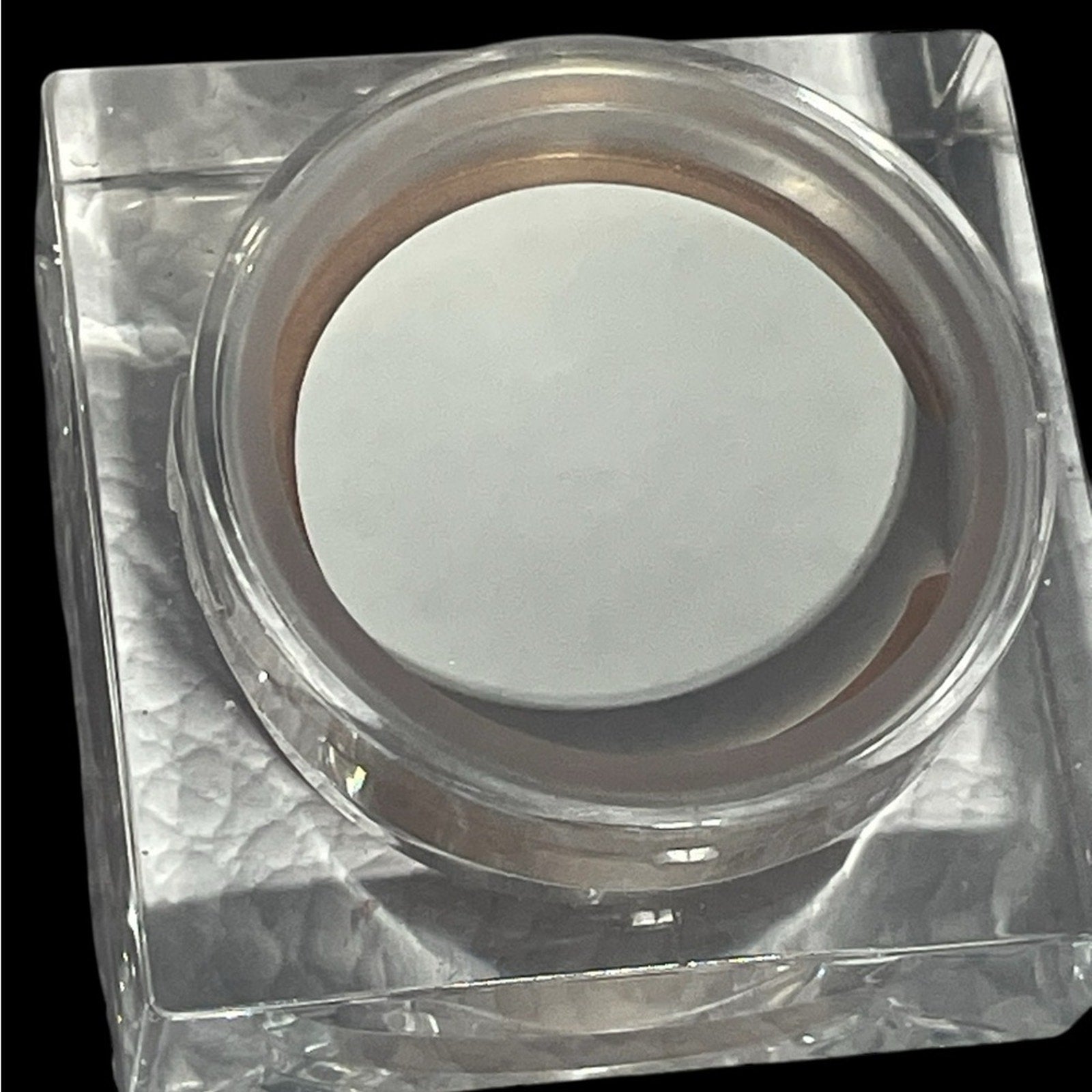 BECCA Chrissy Cinnamon Sugar Loose Highlighter
