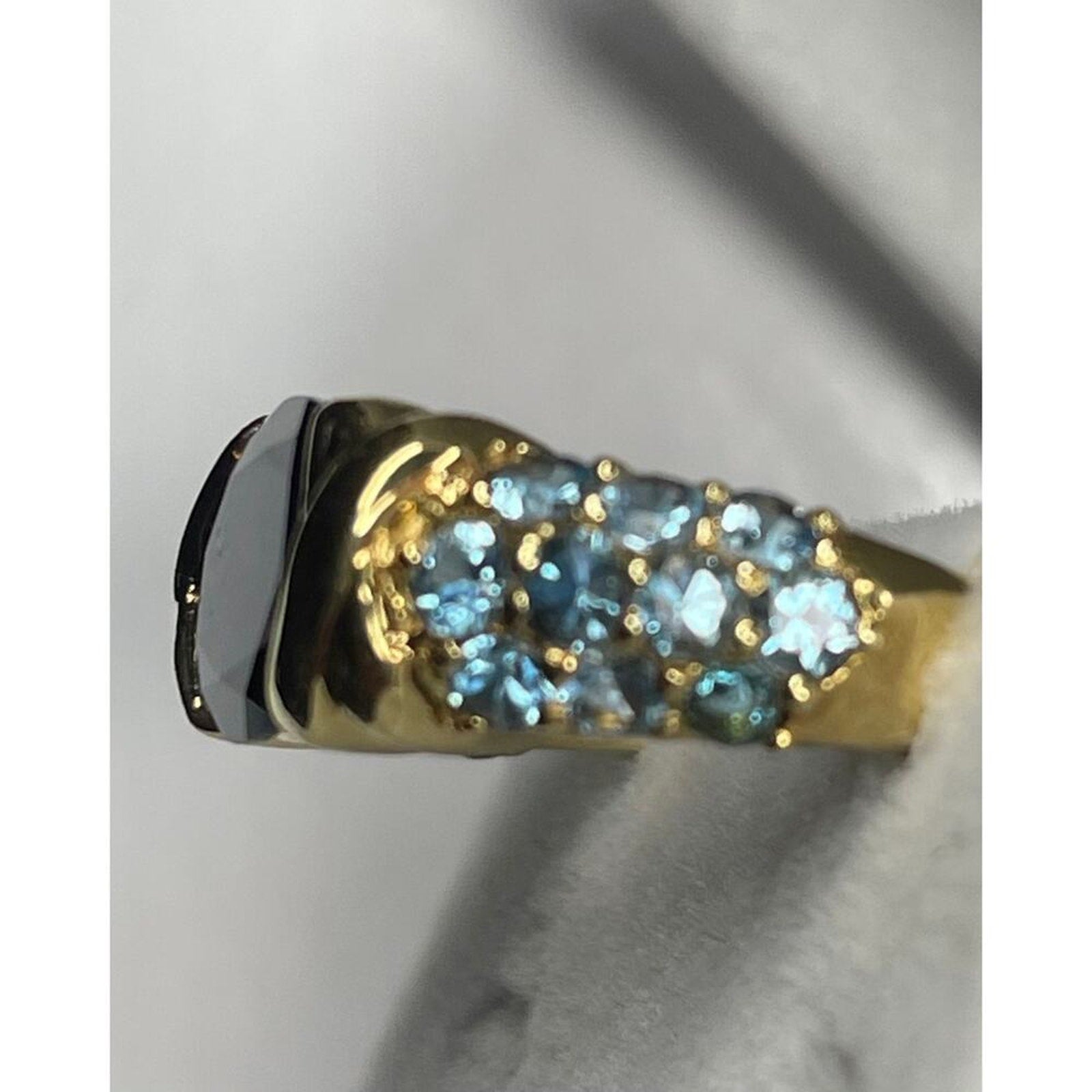 18k Solid Gold 2.19 CT Lolite Ring size 5