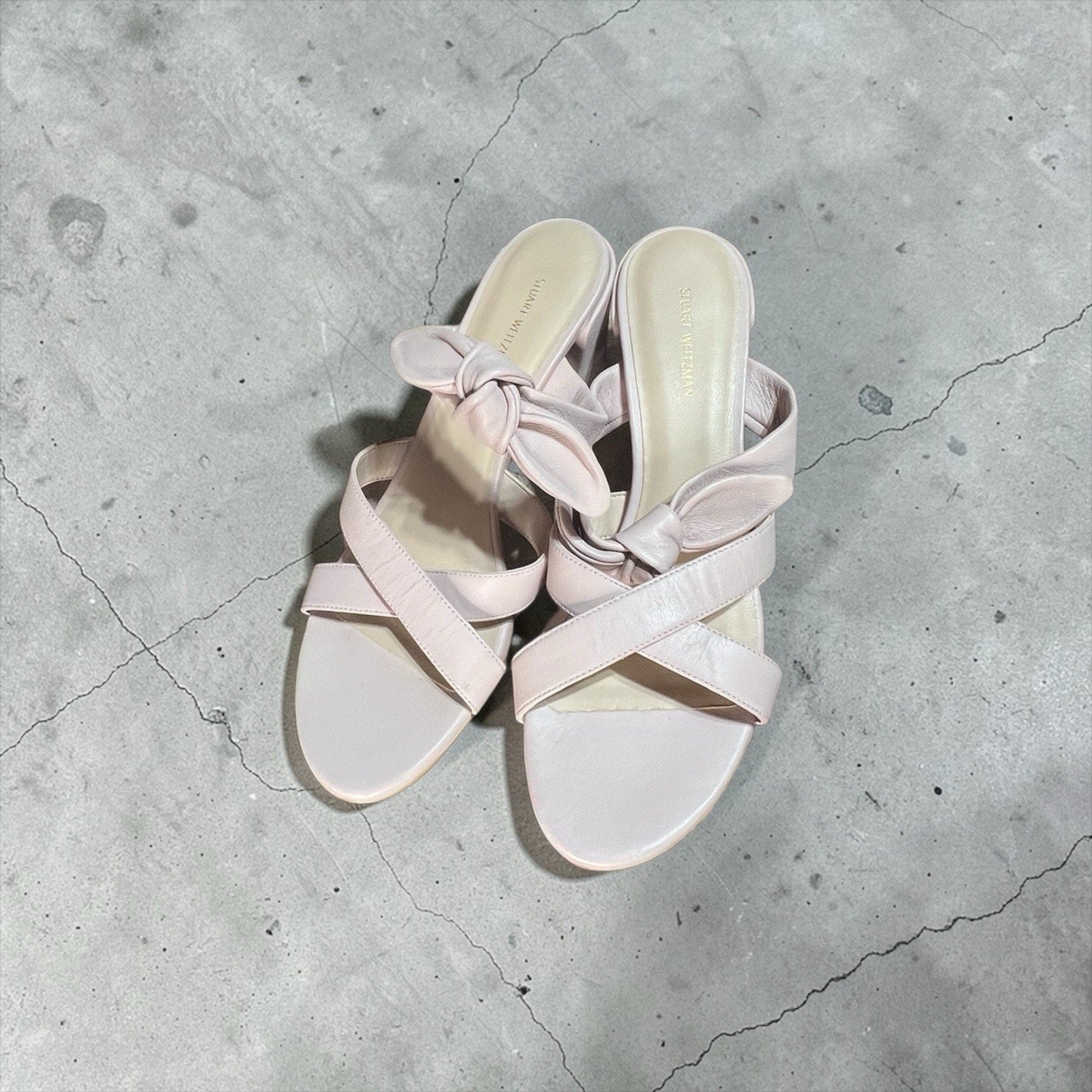 Stuart Weitzman Criss Cross Bow Knot Block Heel Sandals in a pinkish Size 8.5