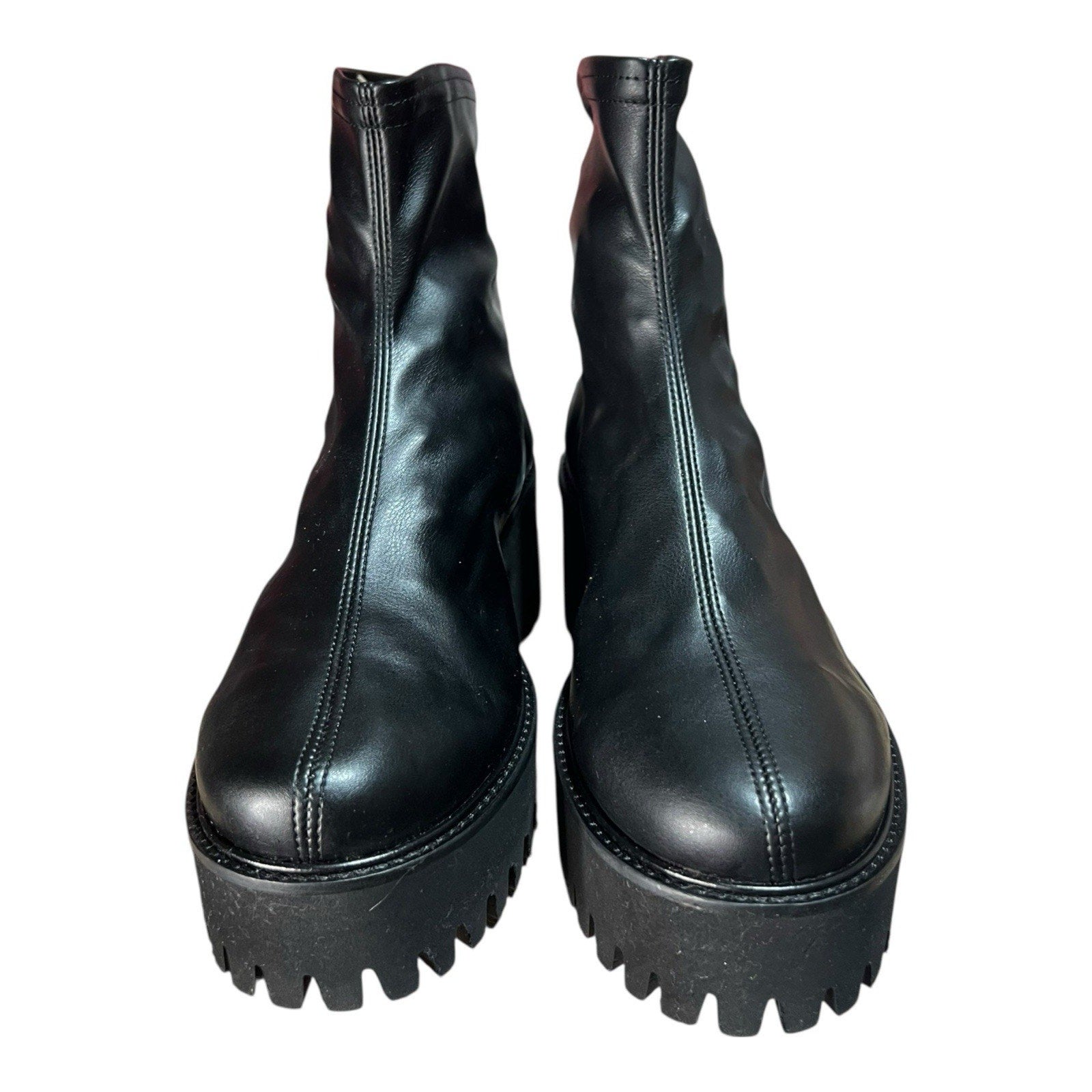 Frame Le Croyden style, featuring a leather upper and a chunky lug sole EU 38.5
