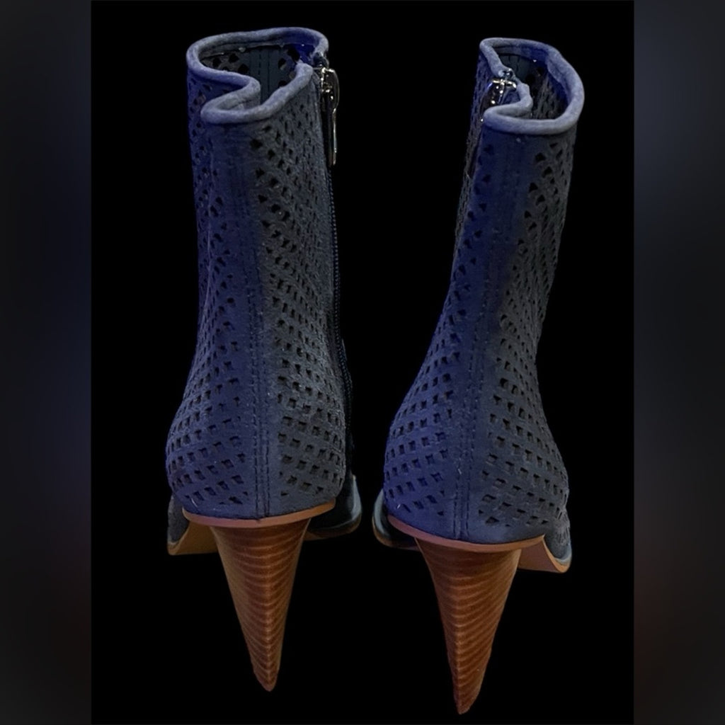 Vince Camuto Blue Suede Perforated Ankle Boots NWOB womens 8.5 M