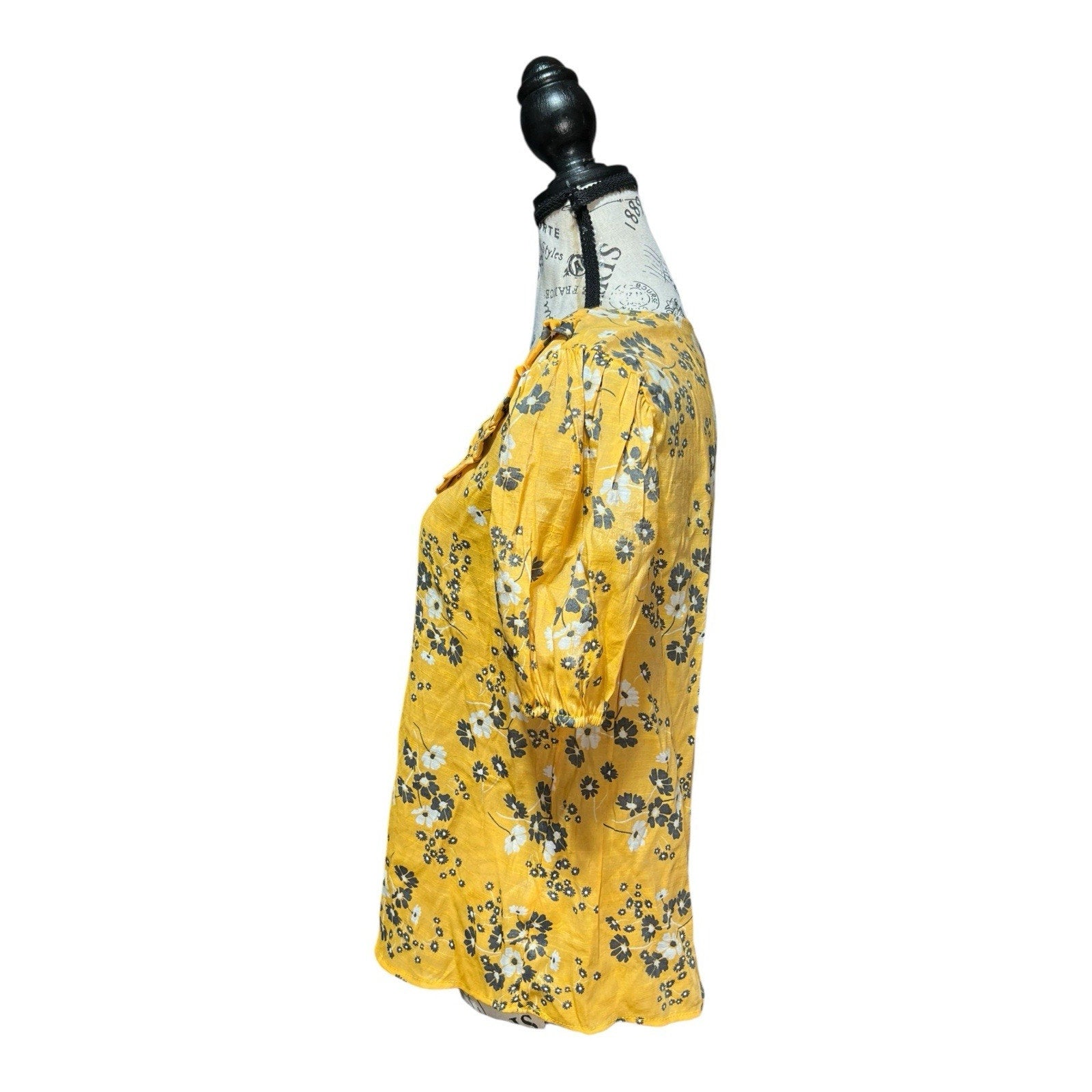 Adrienne Vittadini Yellow Floral Faux Button Blouse Women’s Shirt Size S NWT