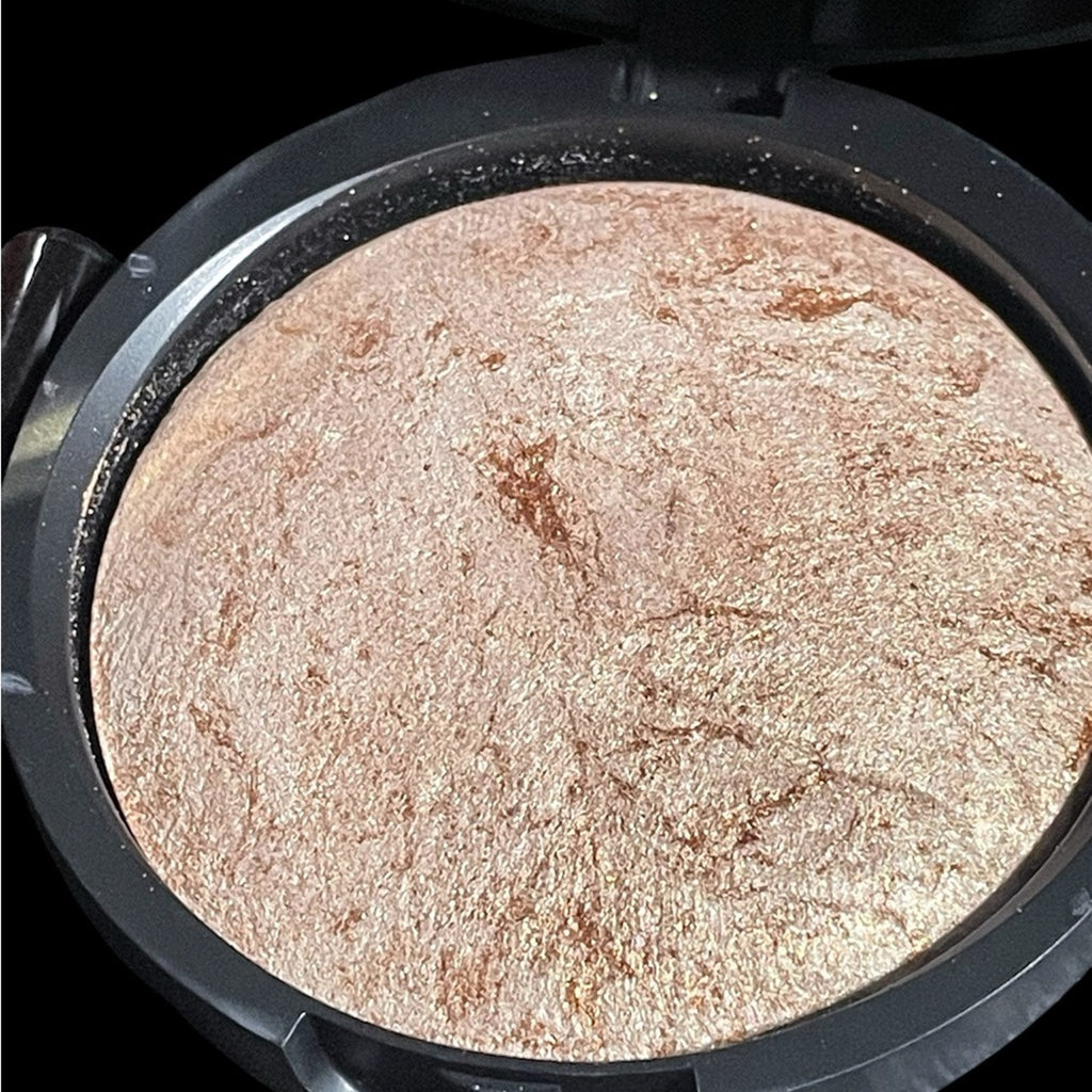Laura Geller Blush and Highlighter Set with Pink and Brown Tones