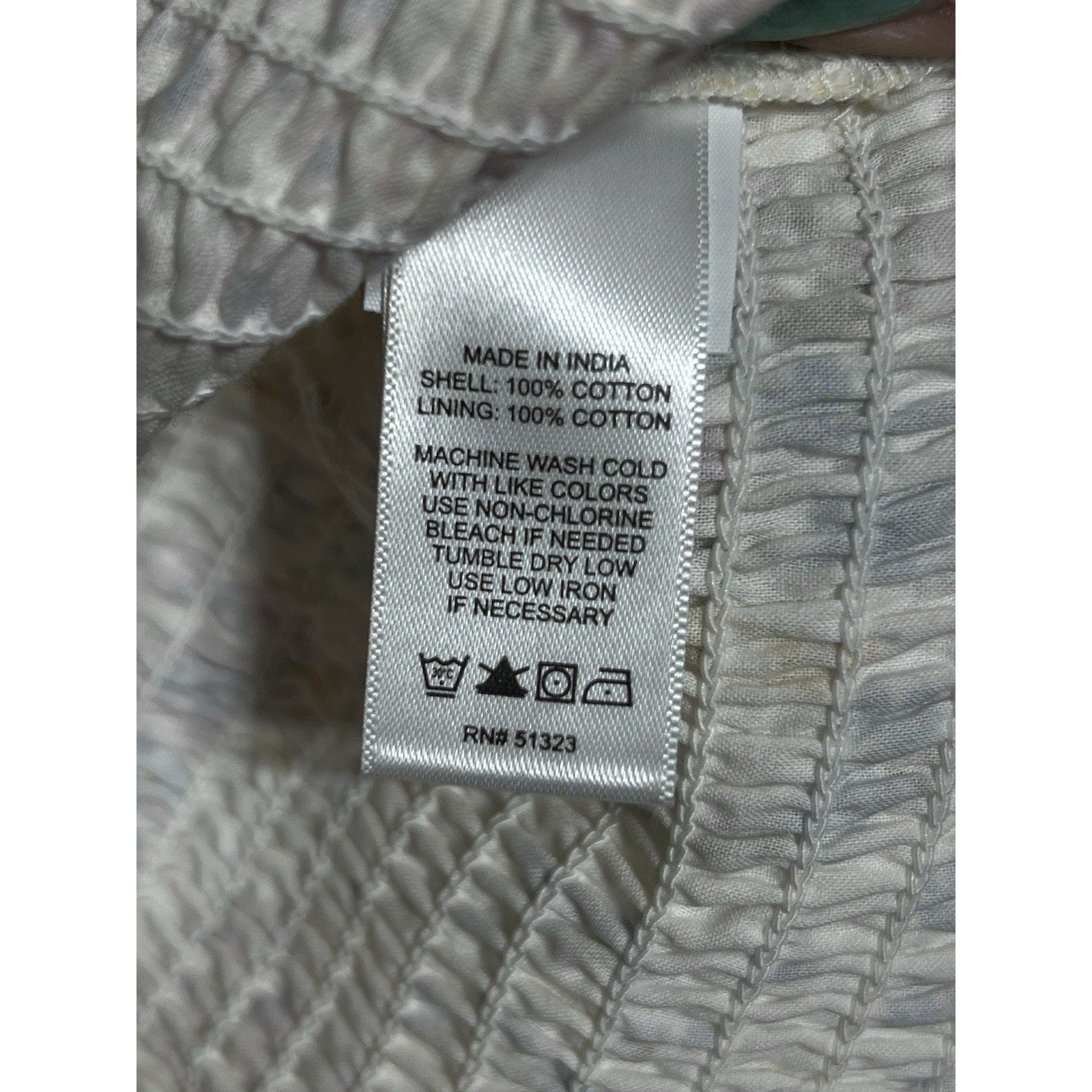 1. States mocked Floral Print Blouse Women’s Short Size M NWT