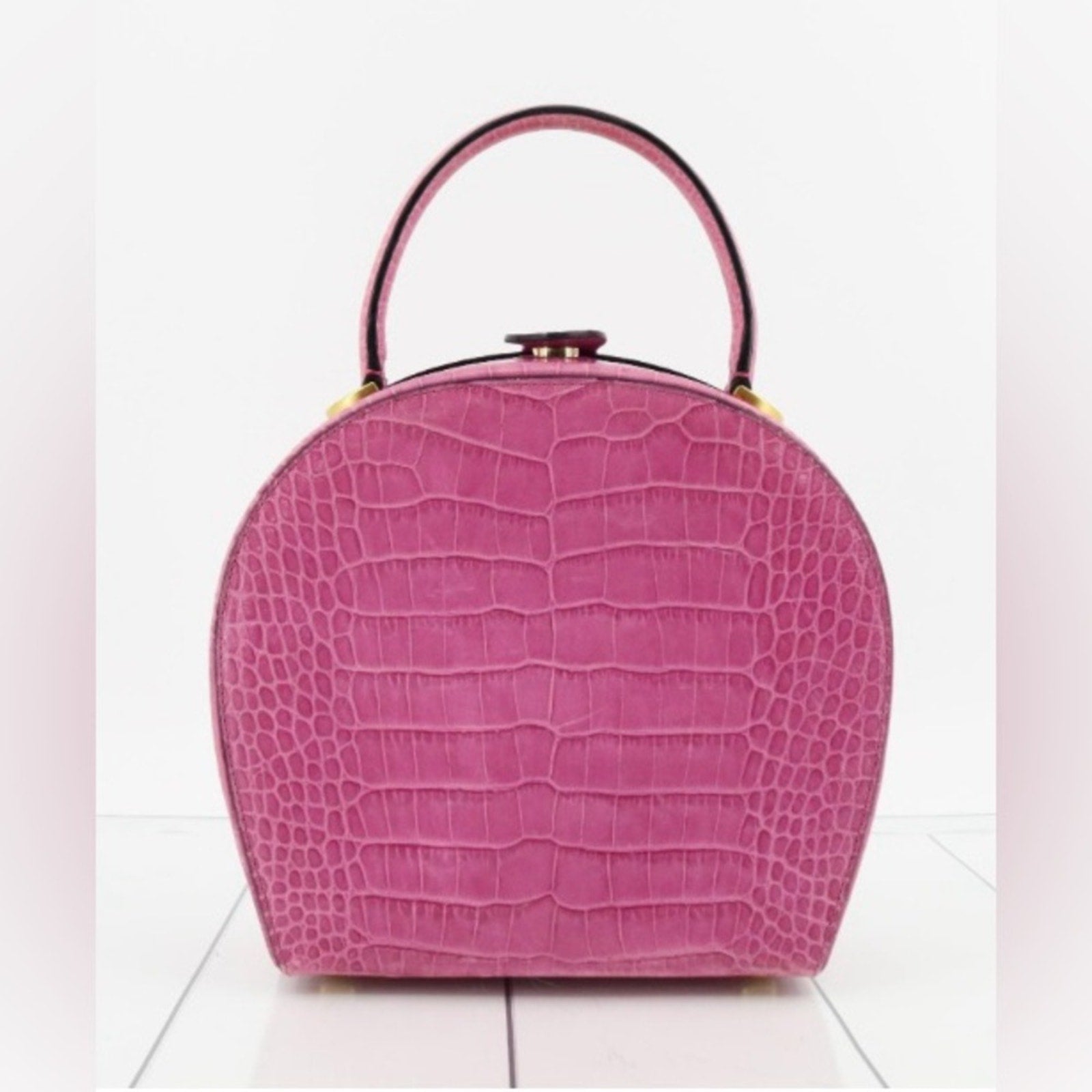 Celine Pink Crocodile-Embossed Women's Hand bag