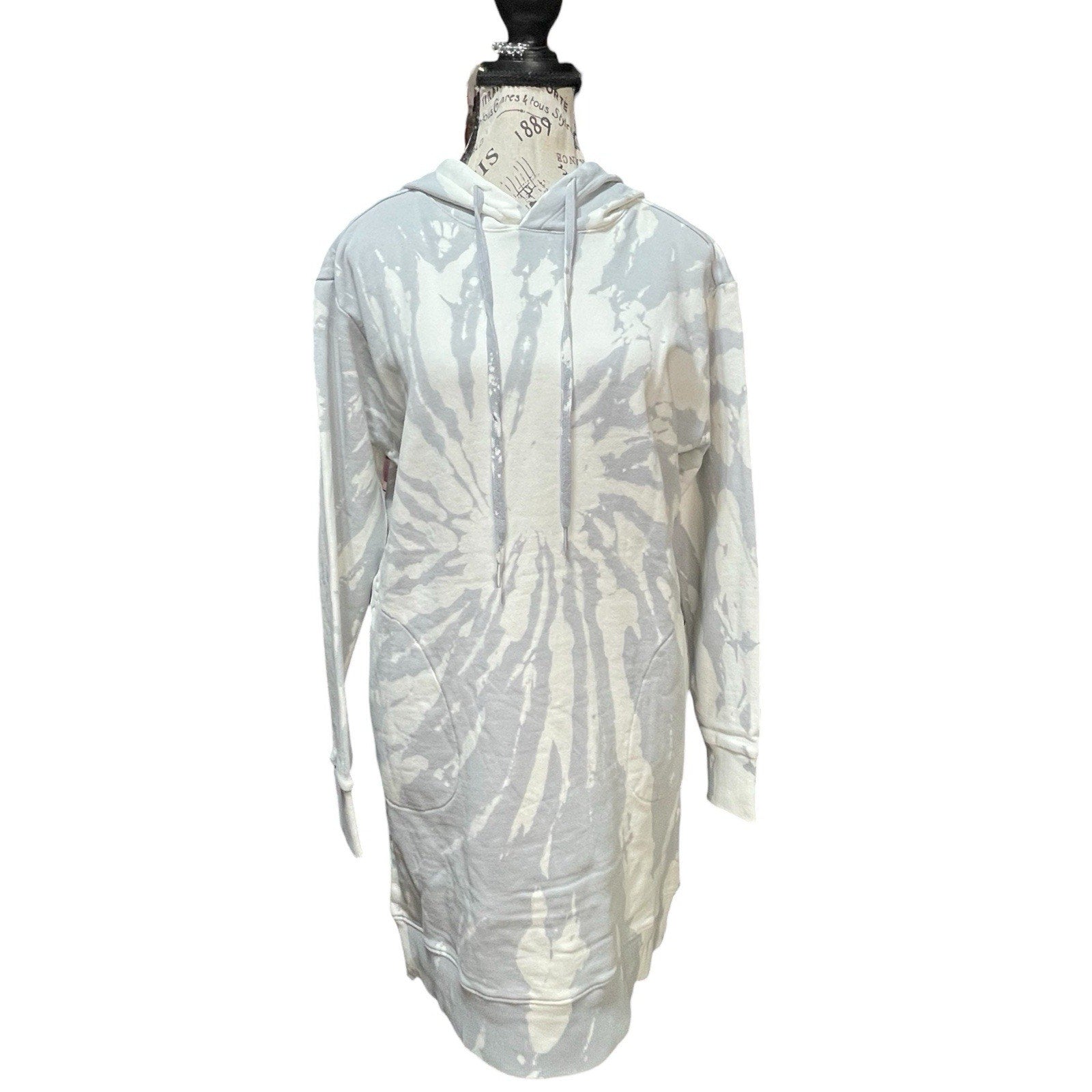 525 Revolve Gray White Hooded Tie-Dye Sweater Dress S NWT