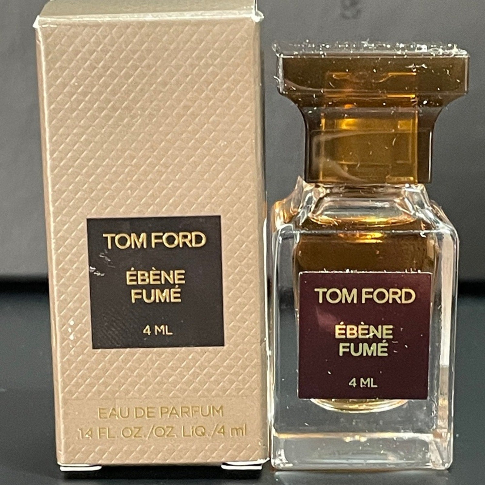 Tom Ford Ébène Fumé 4ML Dabber