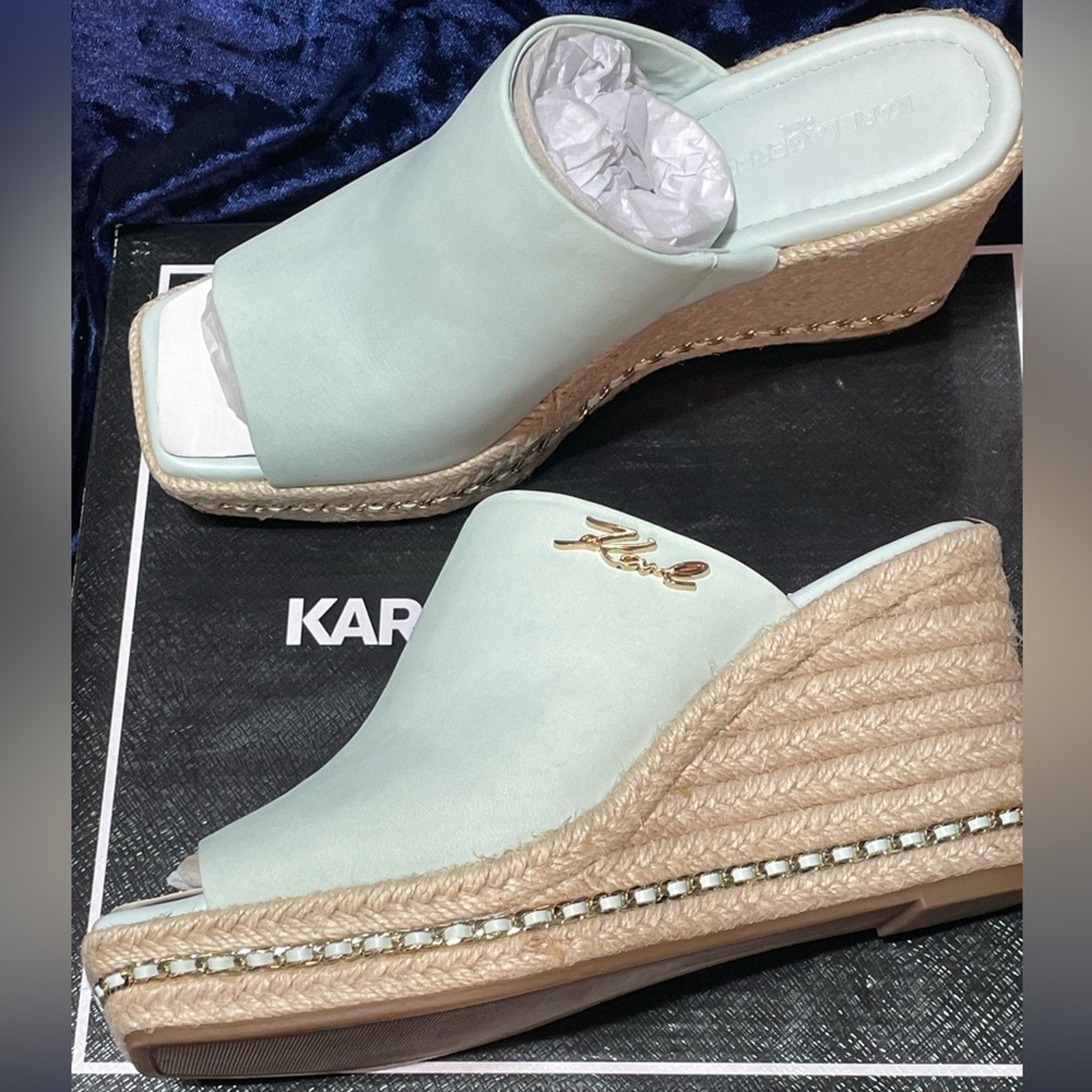 Karl Lagerfeld Paris Corissa Mint Blue wedge Sandals NWB women’s shoe size 9 M