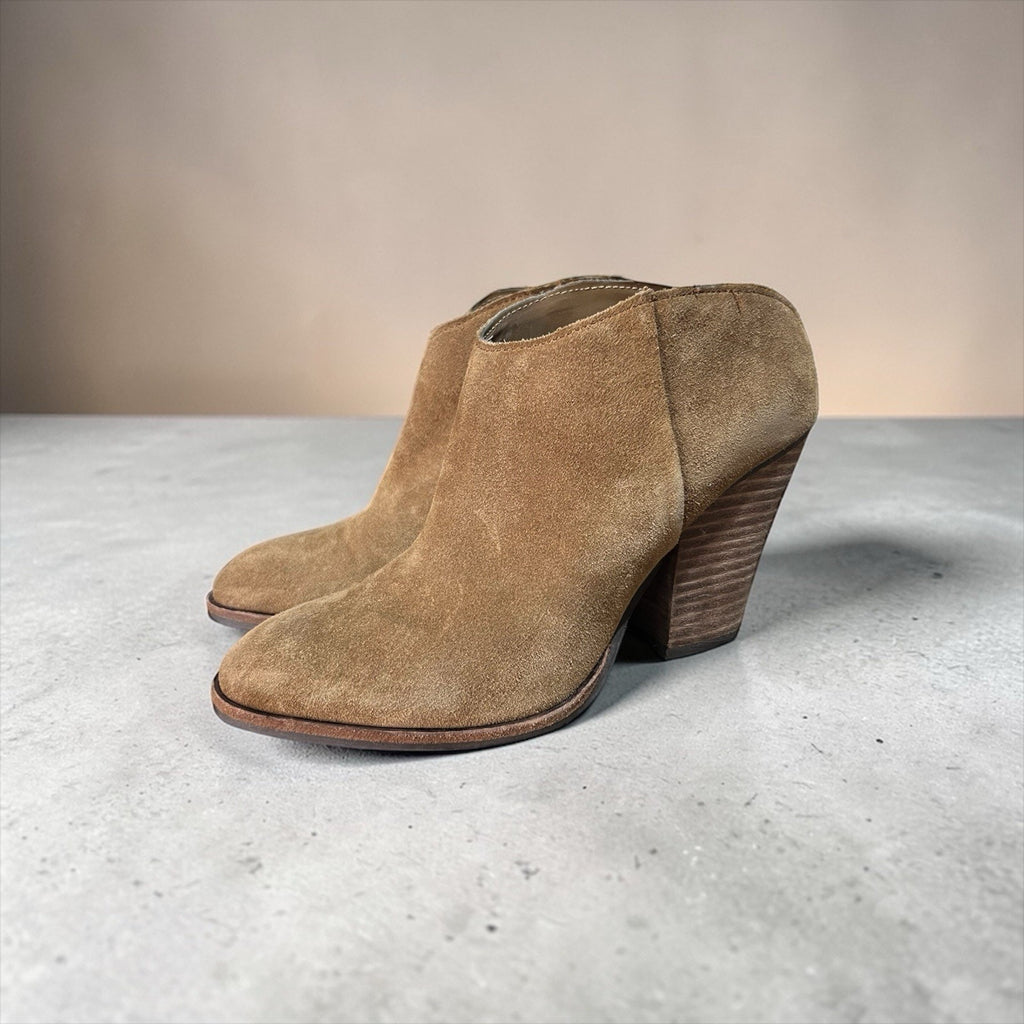 Dolce Vita Haken brown suede slip-on ankle booties Women’s Shoe Size 5.5