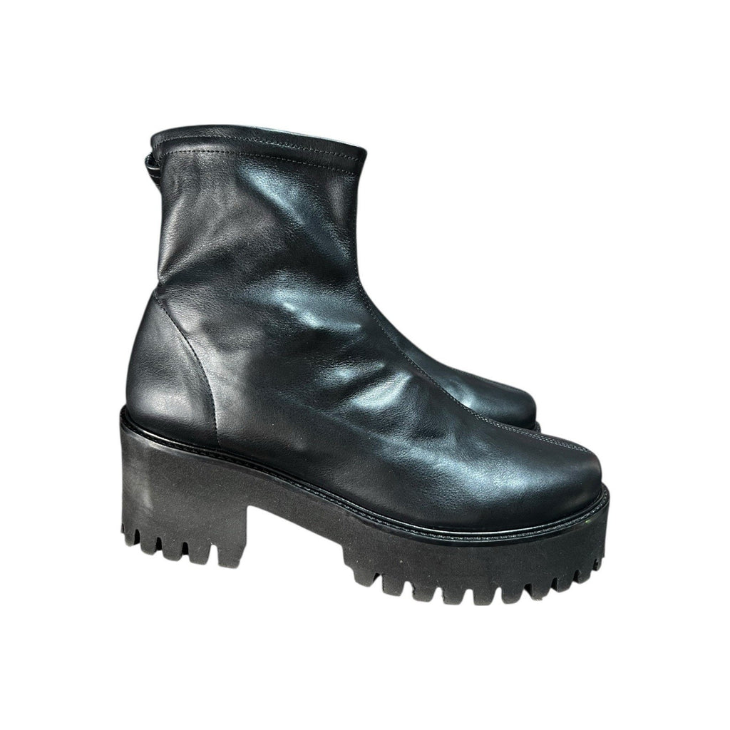 Frame Le Croyden style, featuring a leather upper and a chunky lug sole EU 38.5