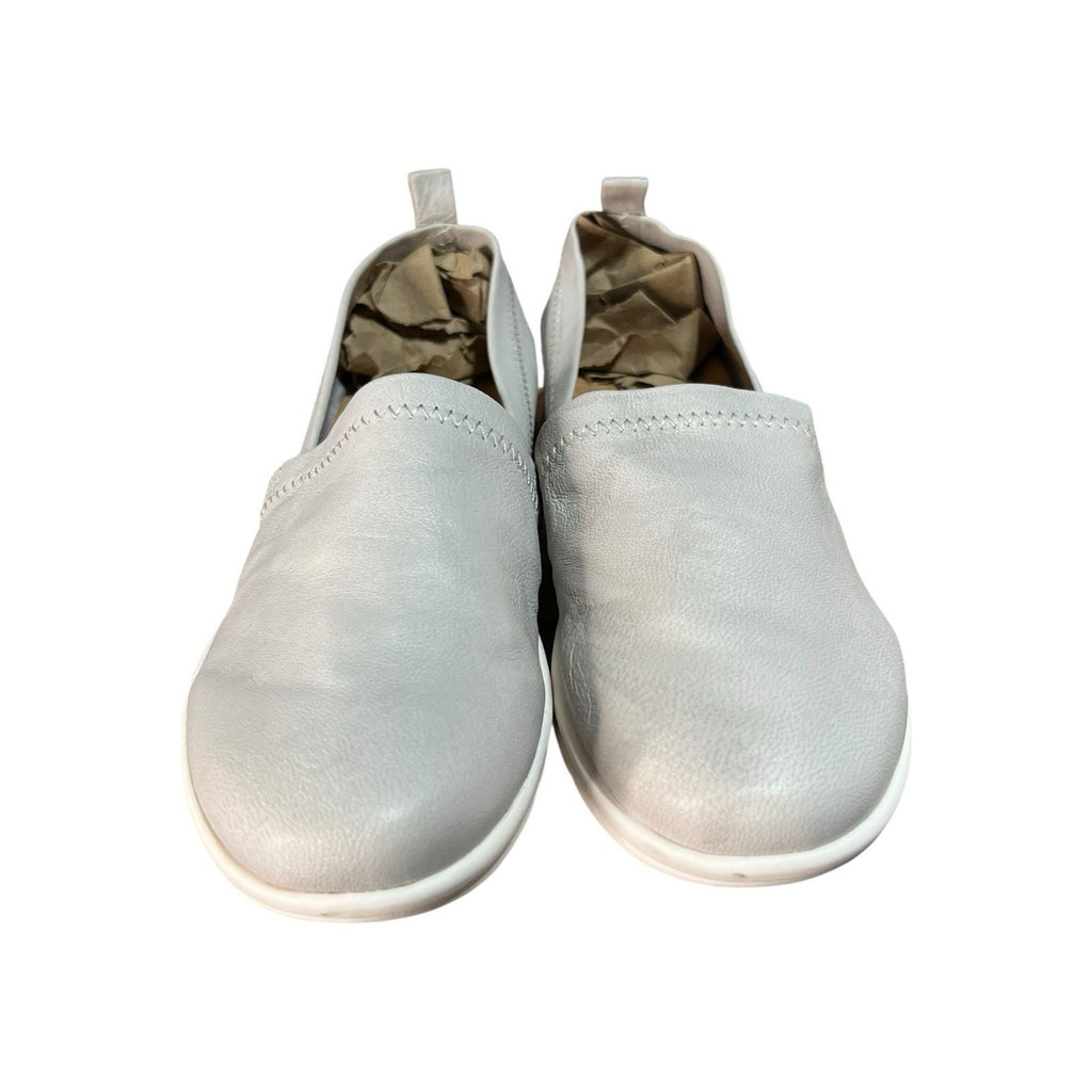 Comfortiva Carni Italian leather slip-on sneakers Women’s Size 7M