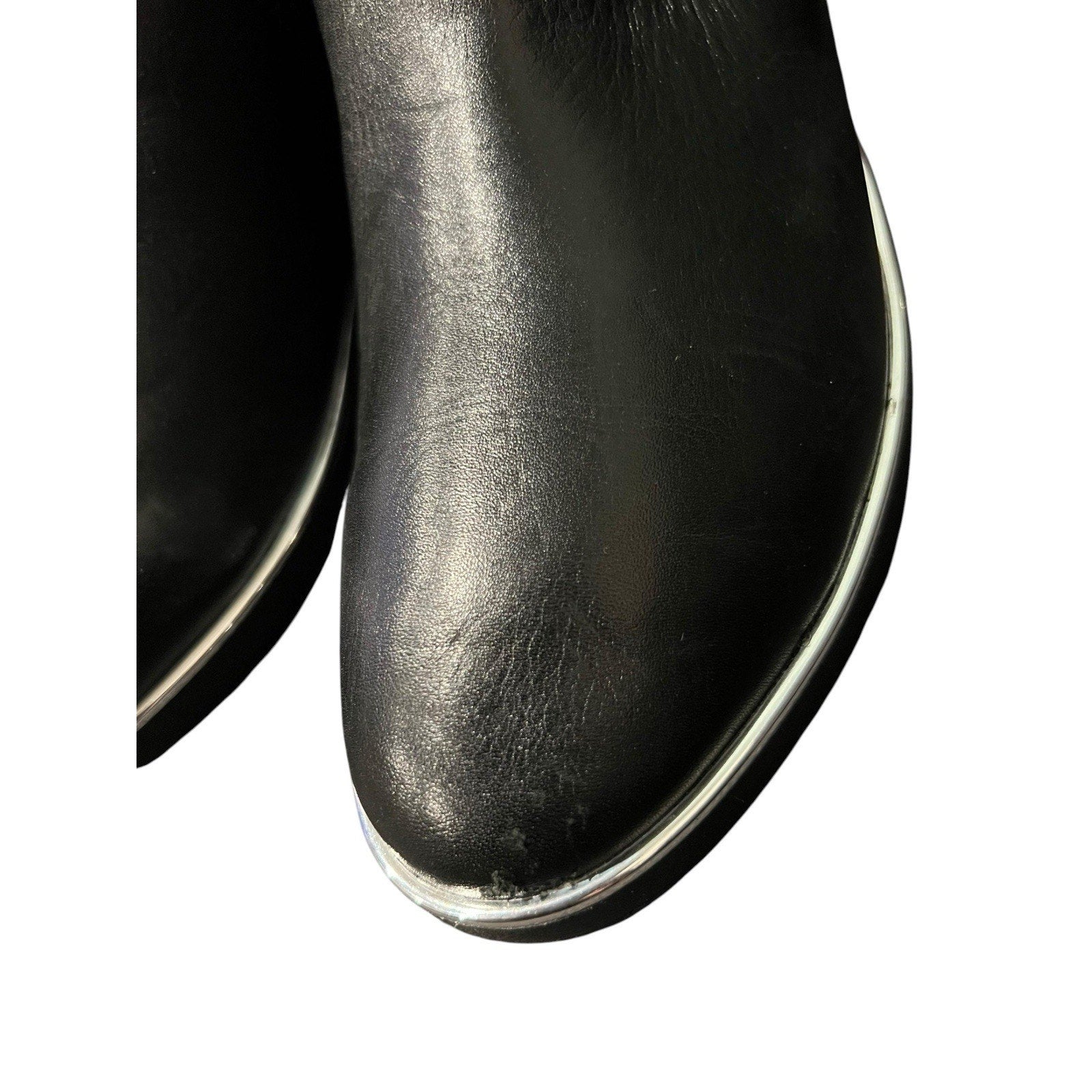 FitFlop Nissie Mixte ankle boots featuring black leather with a textured knit 8