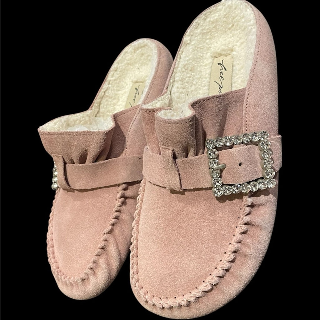 Free People Pink Suede Loafers with Rhinestone Buckle NWOT Size 7.5