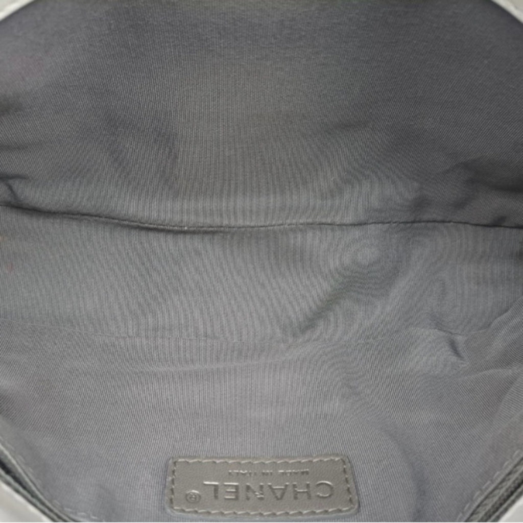 Chanel White Quilted Shoulder Bag Pre Owned