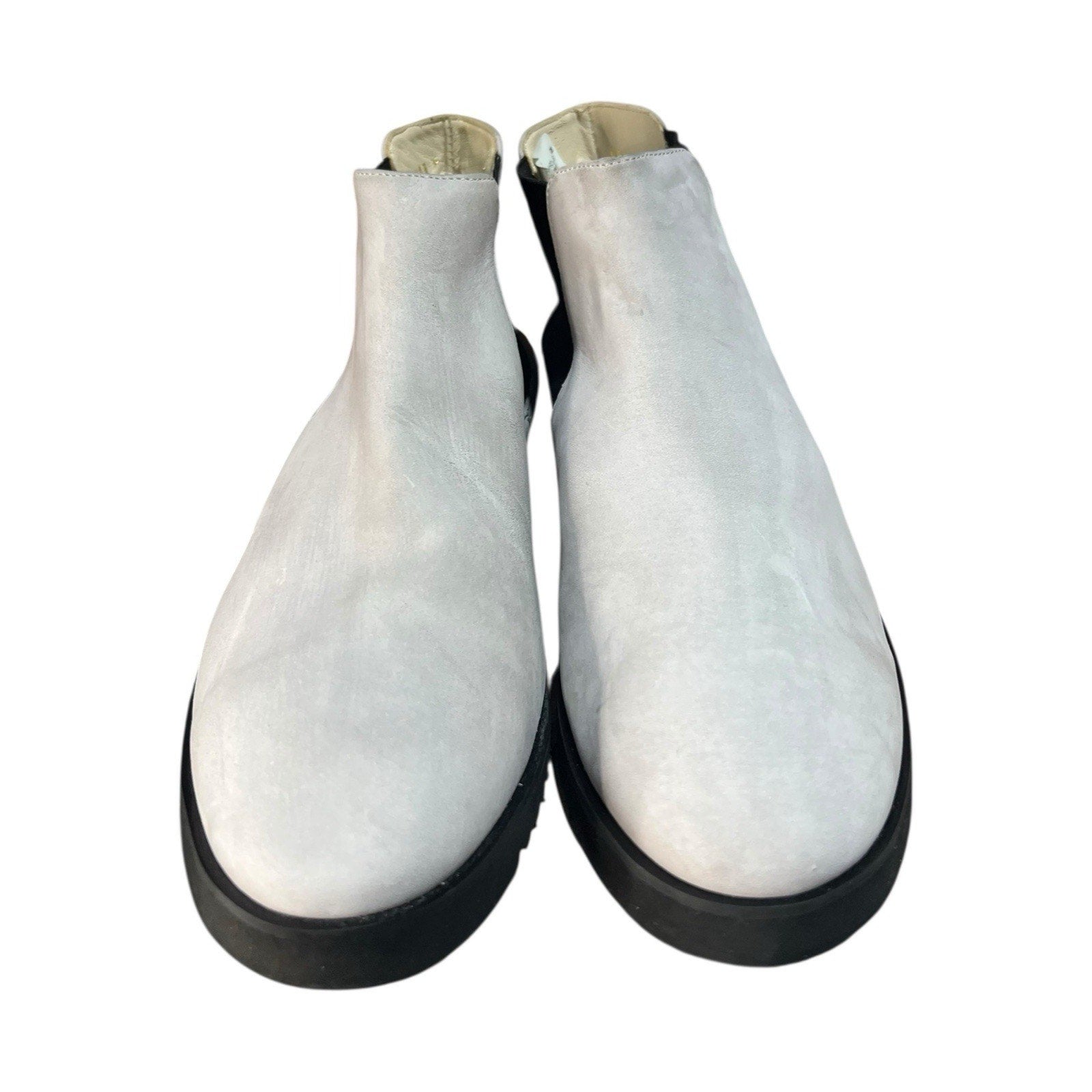 Amalfi by Rangoni Enrico Chelsea Boots in a gray suede finish 11.5 M