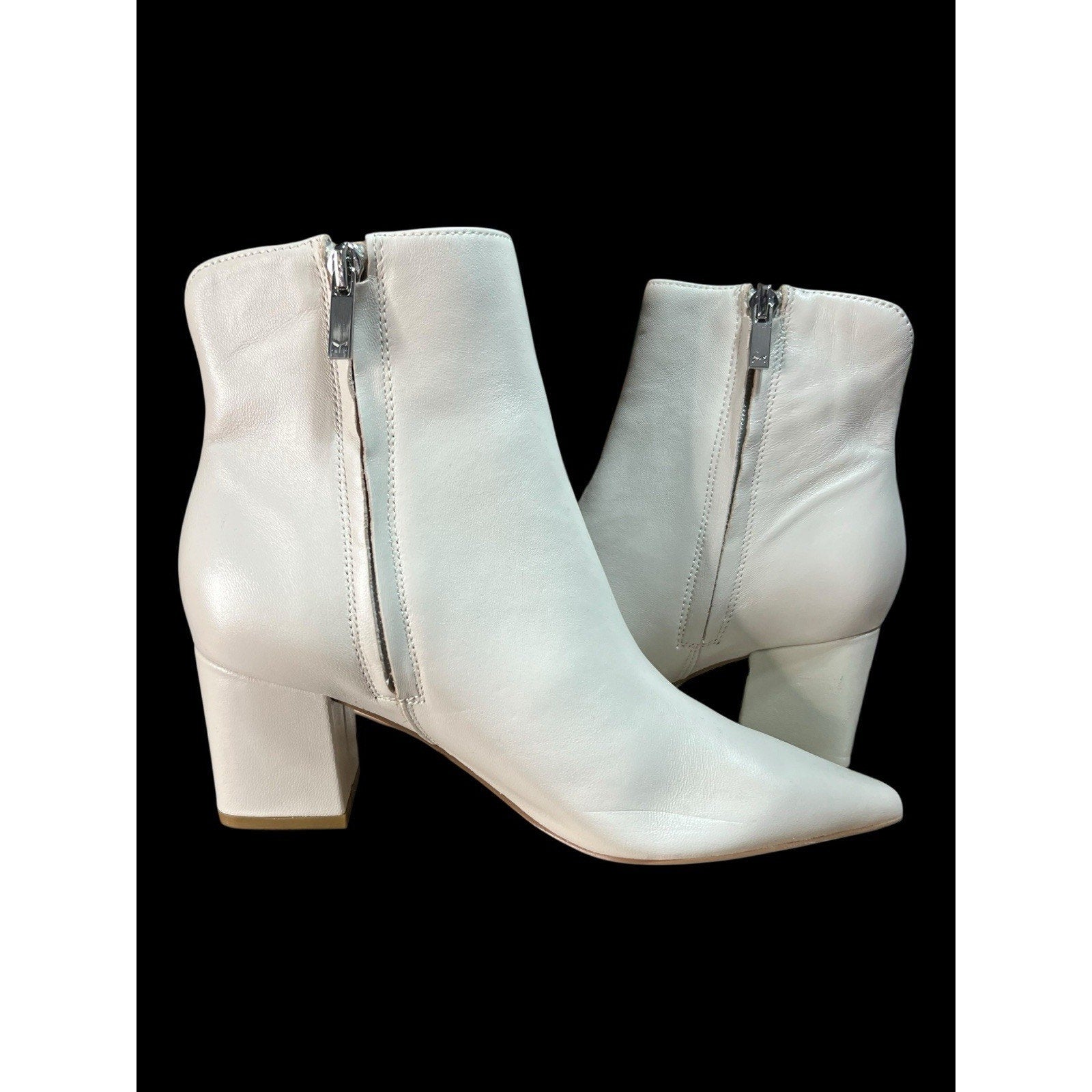 Marc Fisher JARLI POINTY IVORY LEATHER ANKLE BOOTIE Women’s Shoe Size 6M