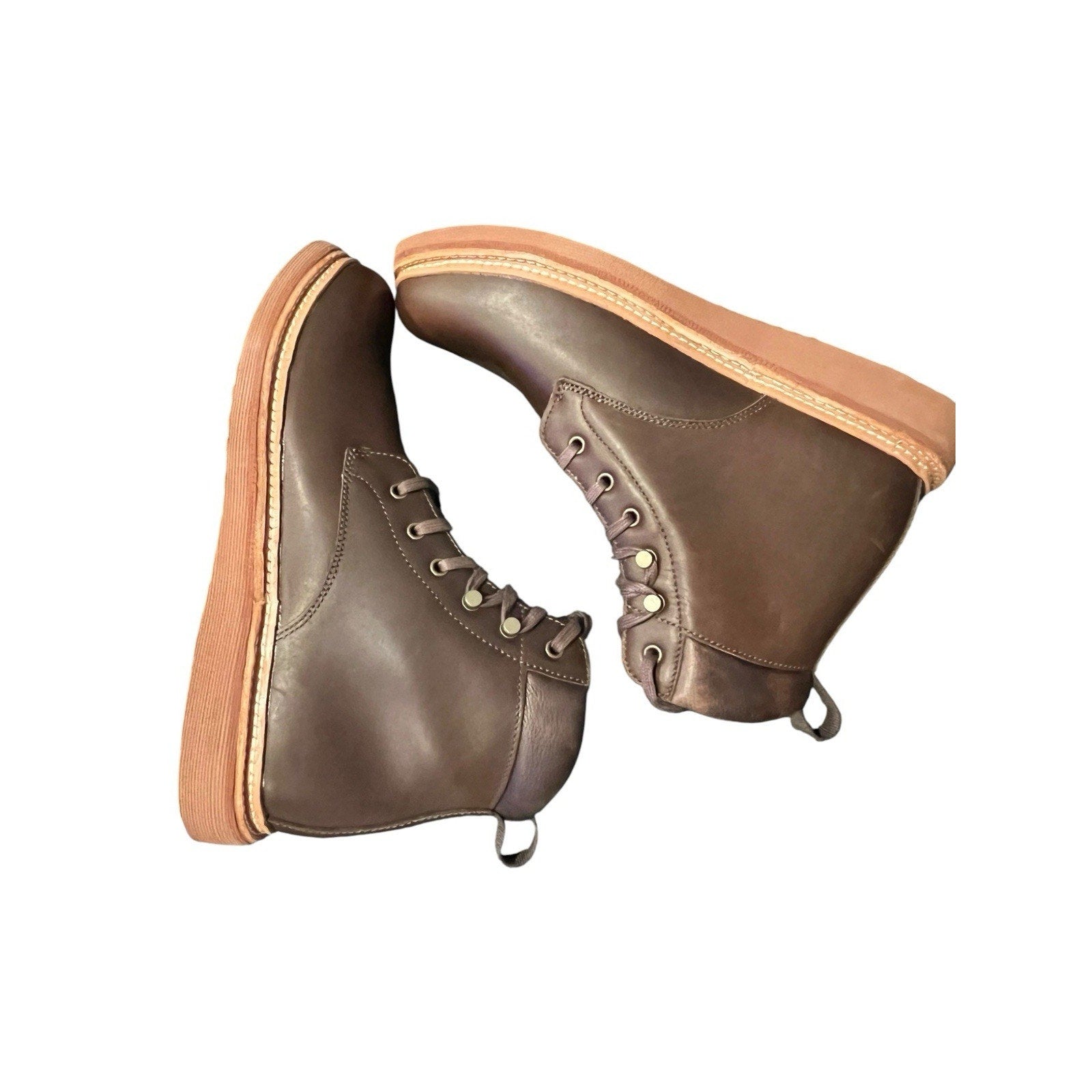 OluKai Kilakila men's boots feature dark wood brown leather Boots Size 11.5