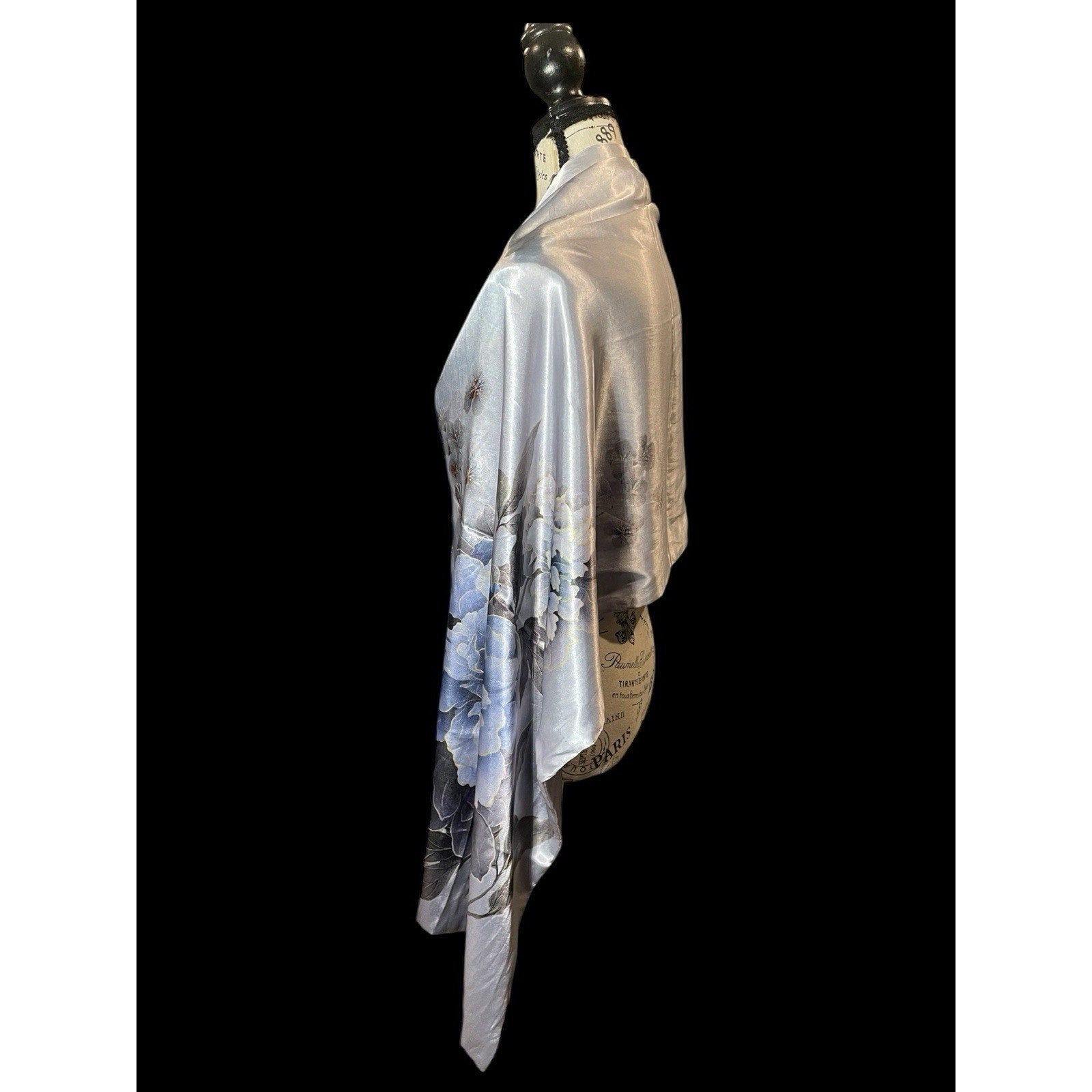 Vintage Japanese 100% Silk Haori Shawl - Buttery Soft, Button Front
