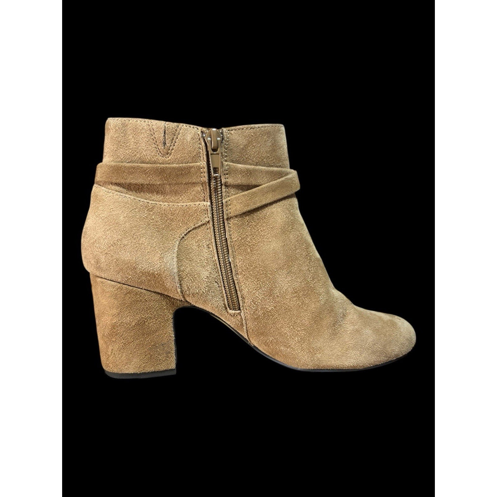 Bella Vita Arlette block heel ankle bootie Tan Suede Women’s Shoe Size 8.5 m