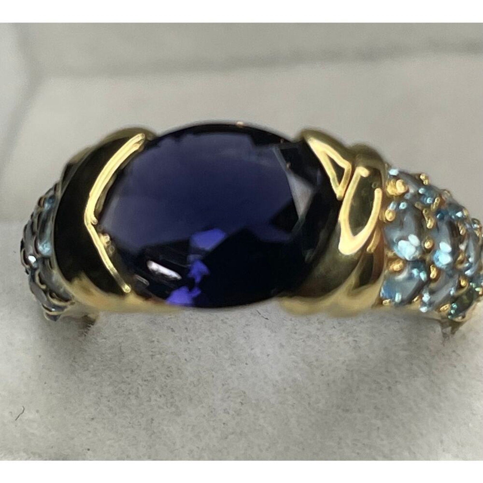 18k Solid Gold 2.19 CT Lolite Ring size 5