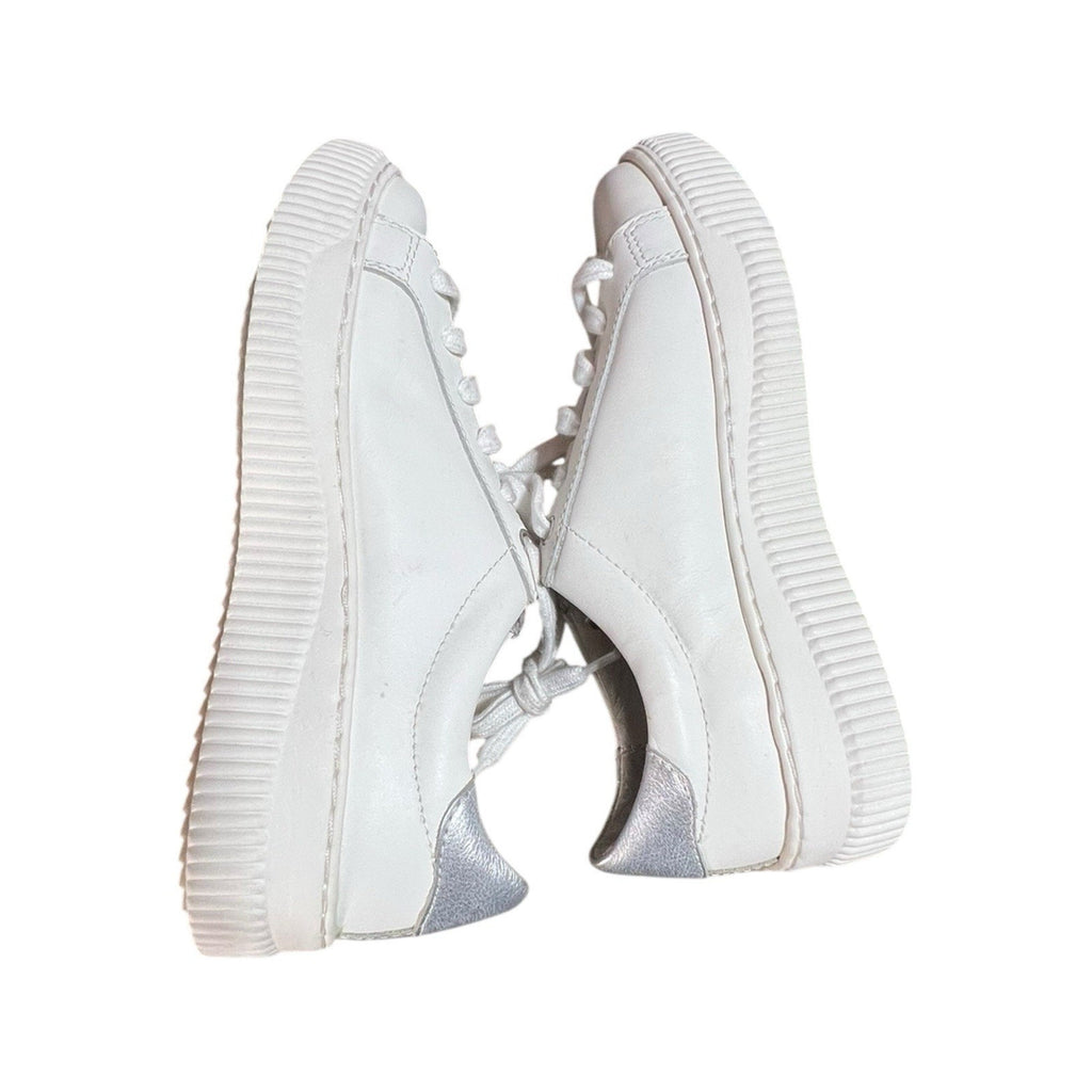 Softt Fianna White Sneaker Women Shoe Size 6M