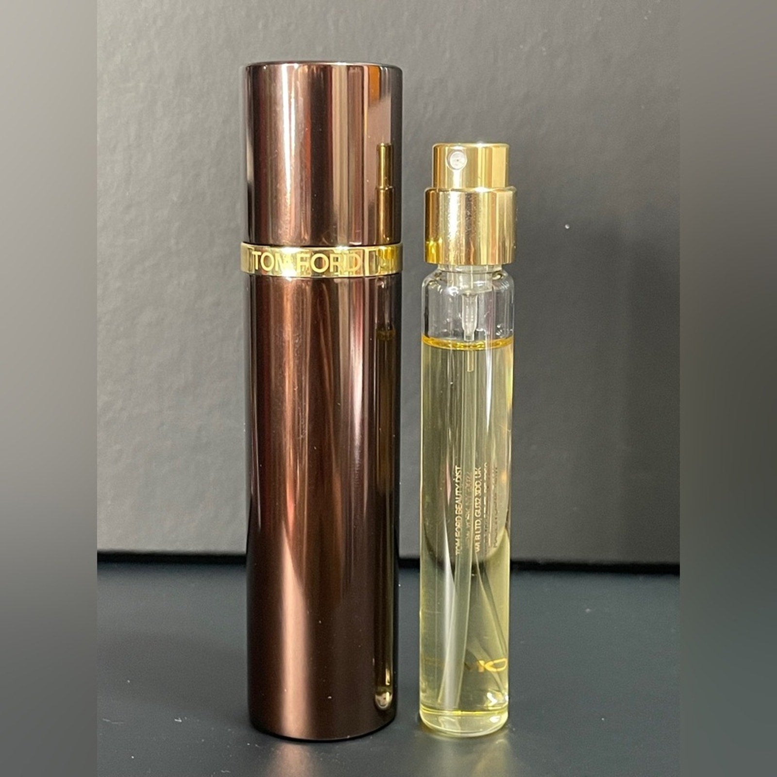 Tom Ford Luxurious 10ml Sprayer Tobacco Vanilla with case
