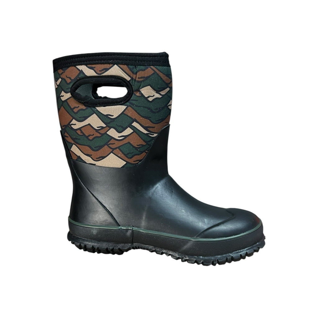 Bogs Kids Classic II waterproof camo snow boots Size 3
