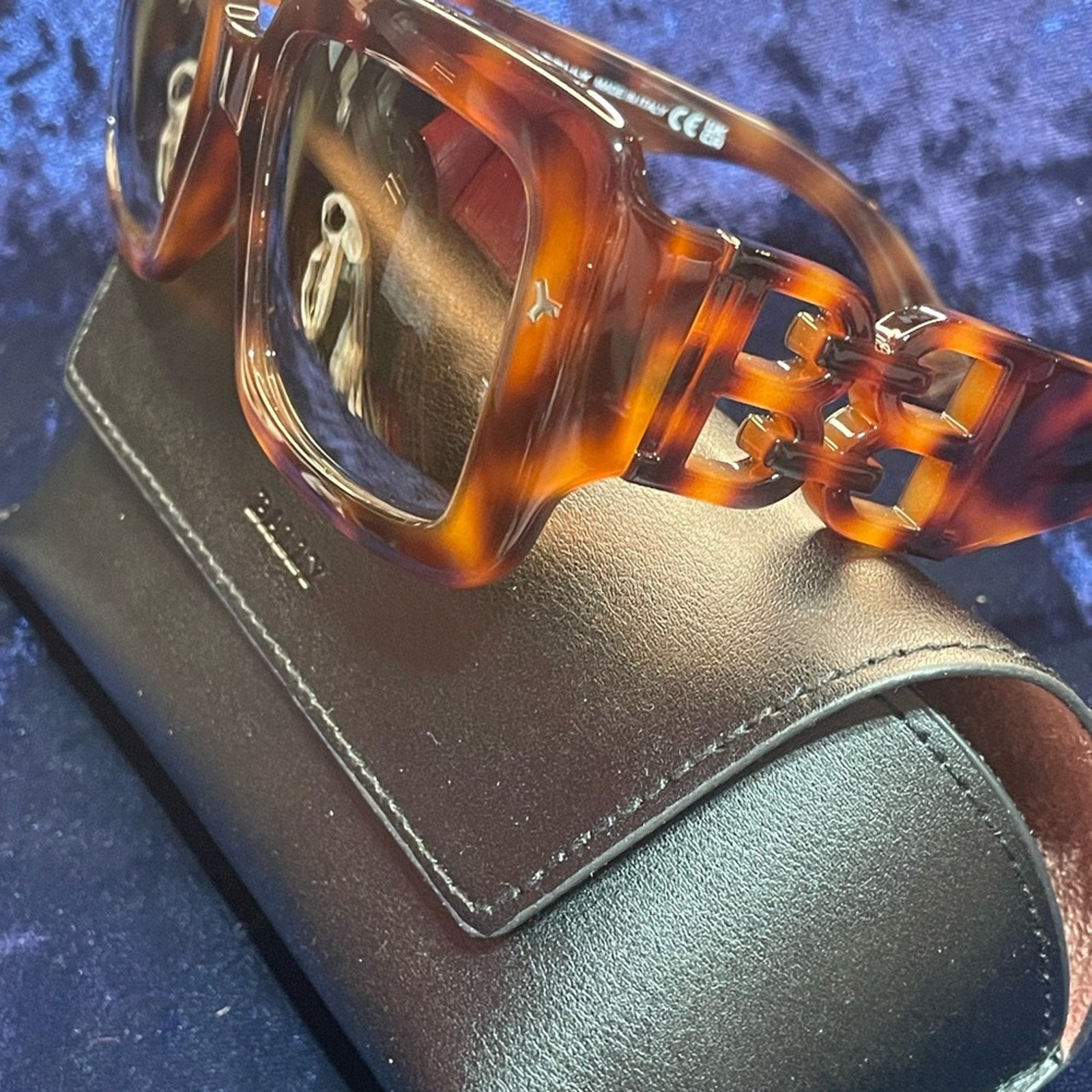 Bally sunglasses NWT Tortis frame size 53mm MSRP $315