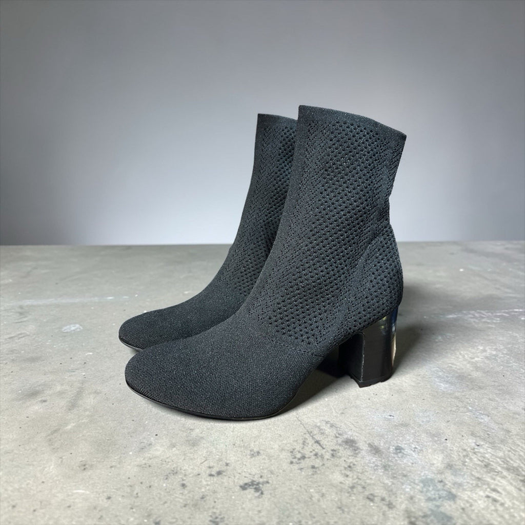 Born Mega Knit Black Bootie Women’s Shoe Size 8.5 New