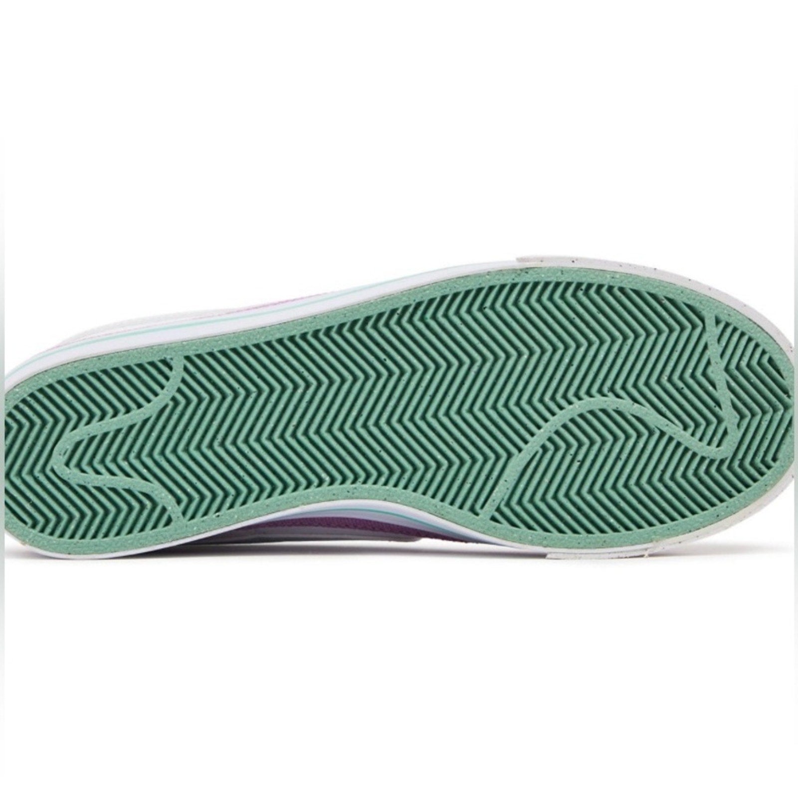 Nike Women's White Court Legacy White and  Lavender Sneakers Womens 8 NIB