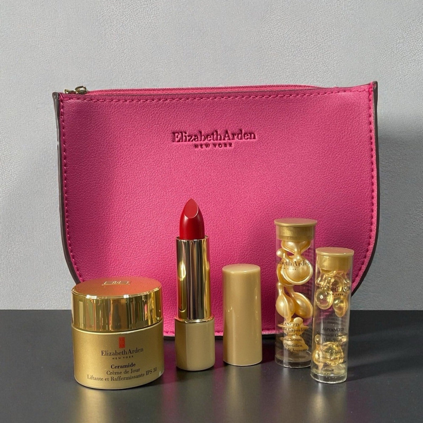 Elizabeth Arden Lipstick and Skincare Gift Set