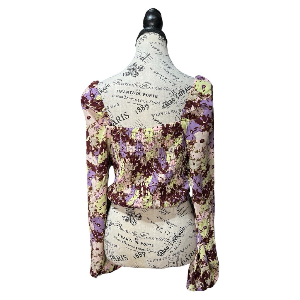 Open Edit floral crop top blouse featuring a sweetheart neckline Size M