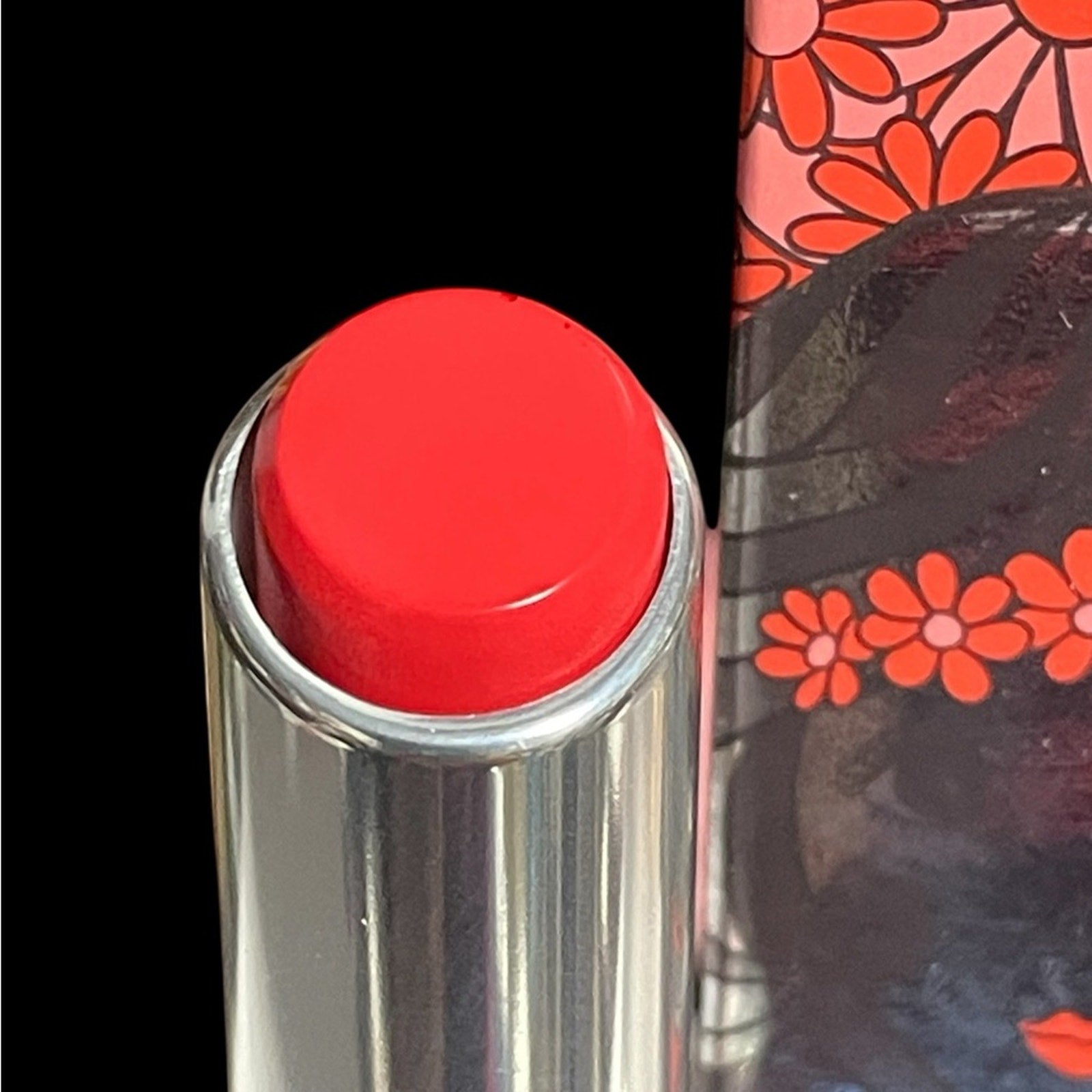 Benefit Moisturizing Lip Balm 88 Coral
