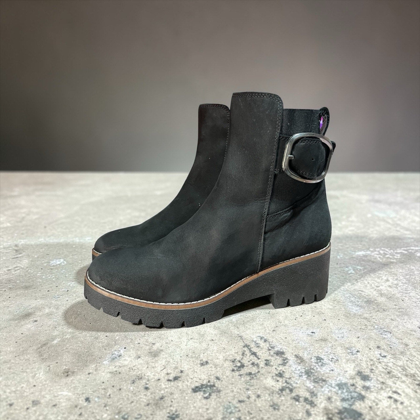 Blondo Dahlia waterproof bootie Black Suede Women’s Size 7.5 M